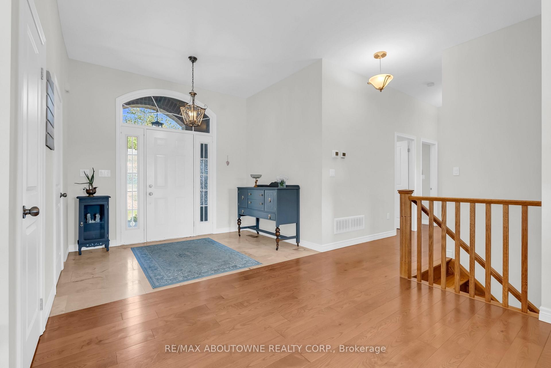 Photo 10 of 71 Newport Lane, Norfolk, Port Dover — HOMEH