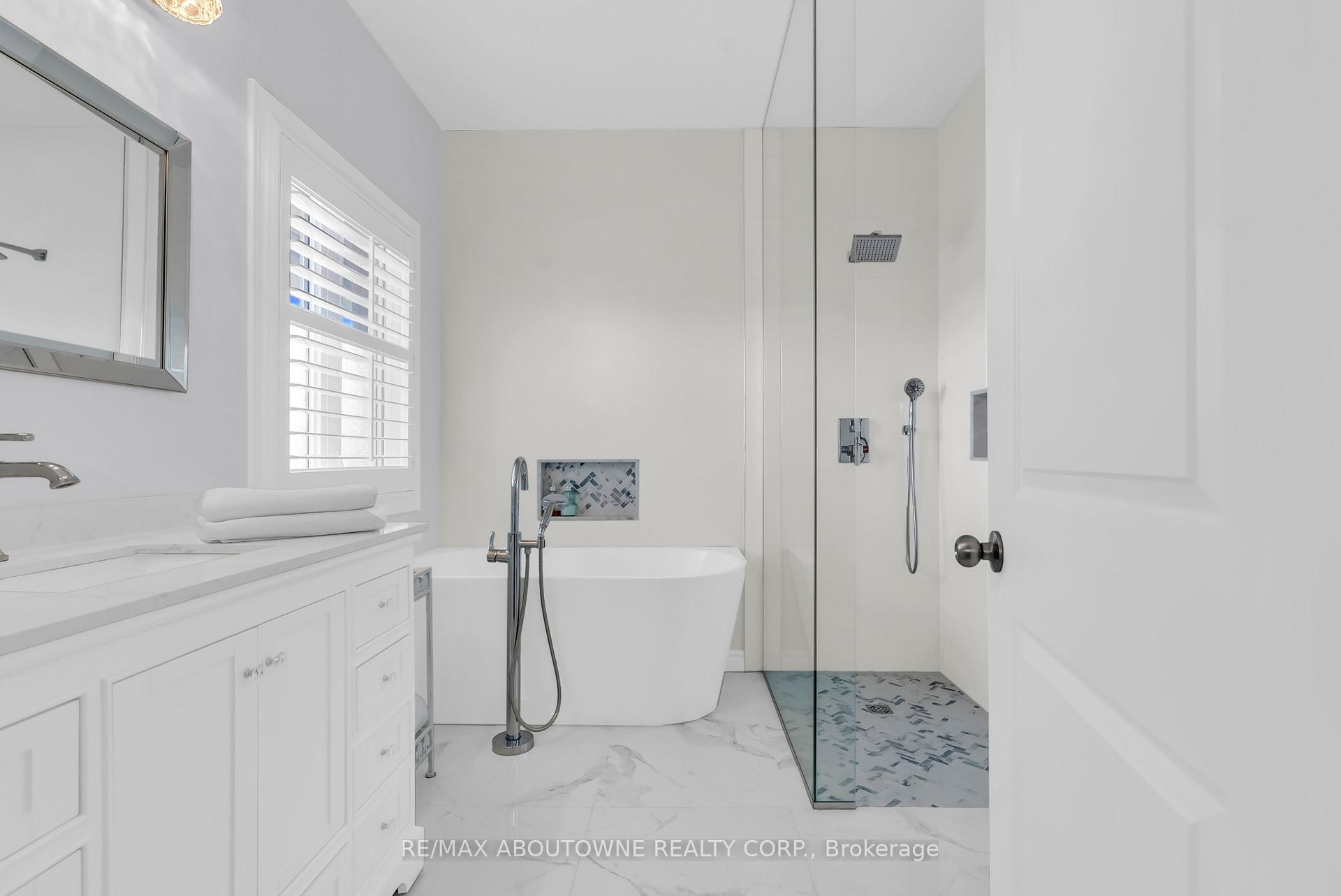 Photo 22 of 71 Newport Lane, Norfolk, Port Dover — HOMEH
