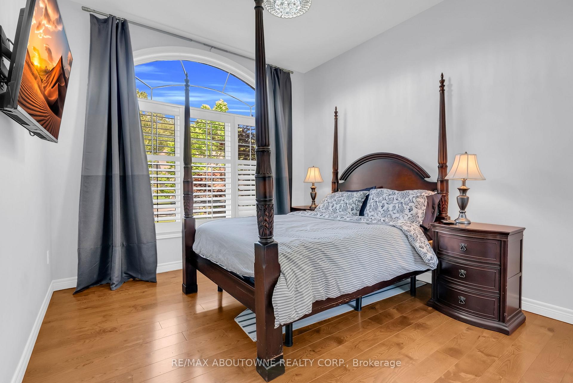 Photo 23 of 71 Newport Lane, Norfolk, Port Dover — HOMEH