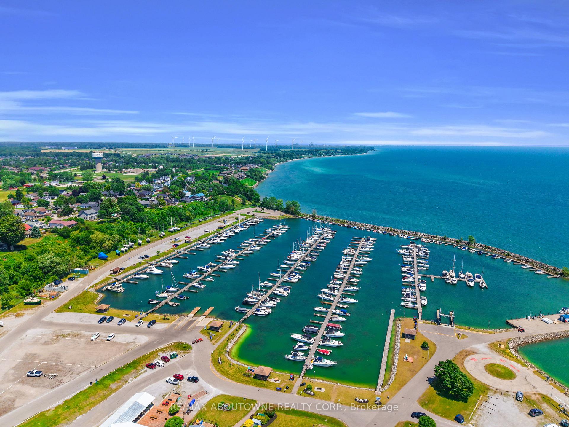 Photo 48 of 71 Newport Lane, Norfolk, Port Dover — HOMEH