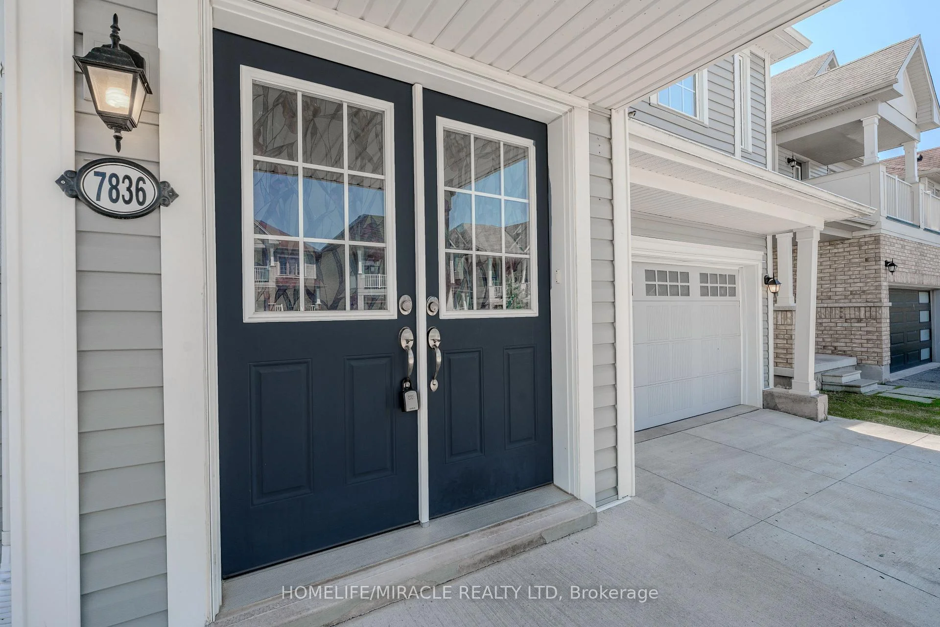 Photo 54 of 7836 Hoptree Road, Niagara Falls, Brown — HOMEH