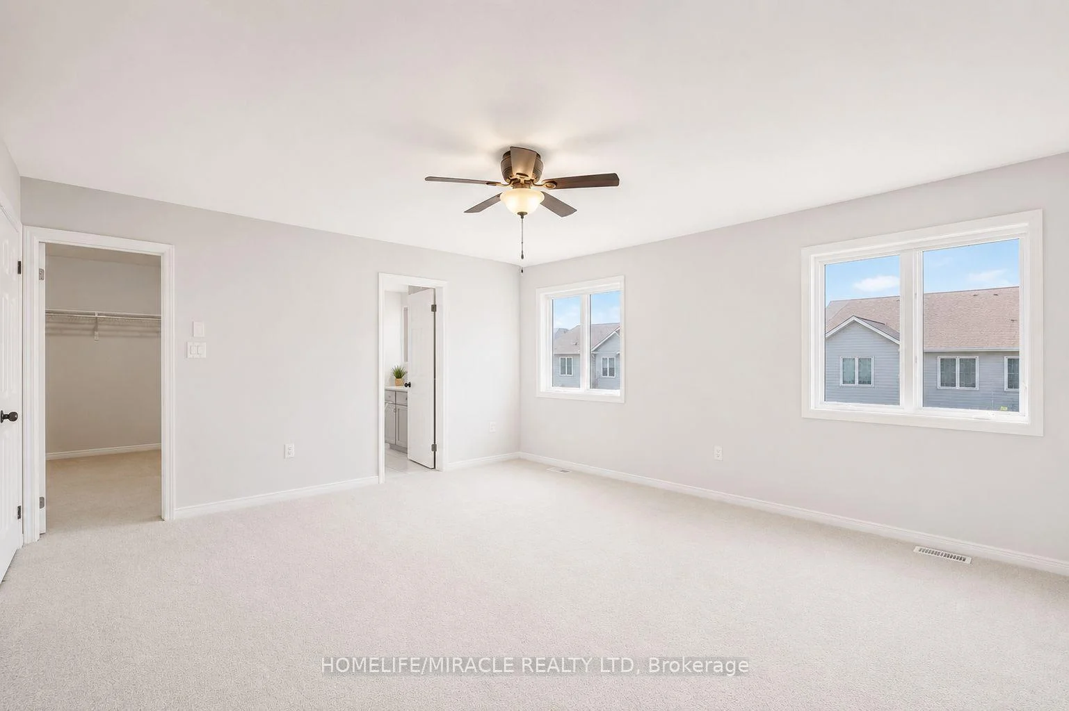 Photo 64 of 7836 Hoptree Road, Niagara Falls, Brown — HOMEH