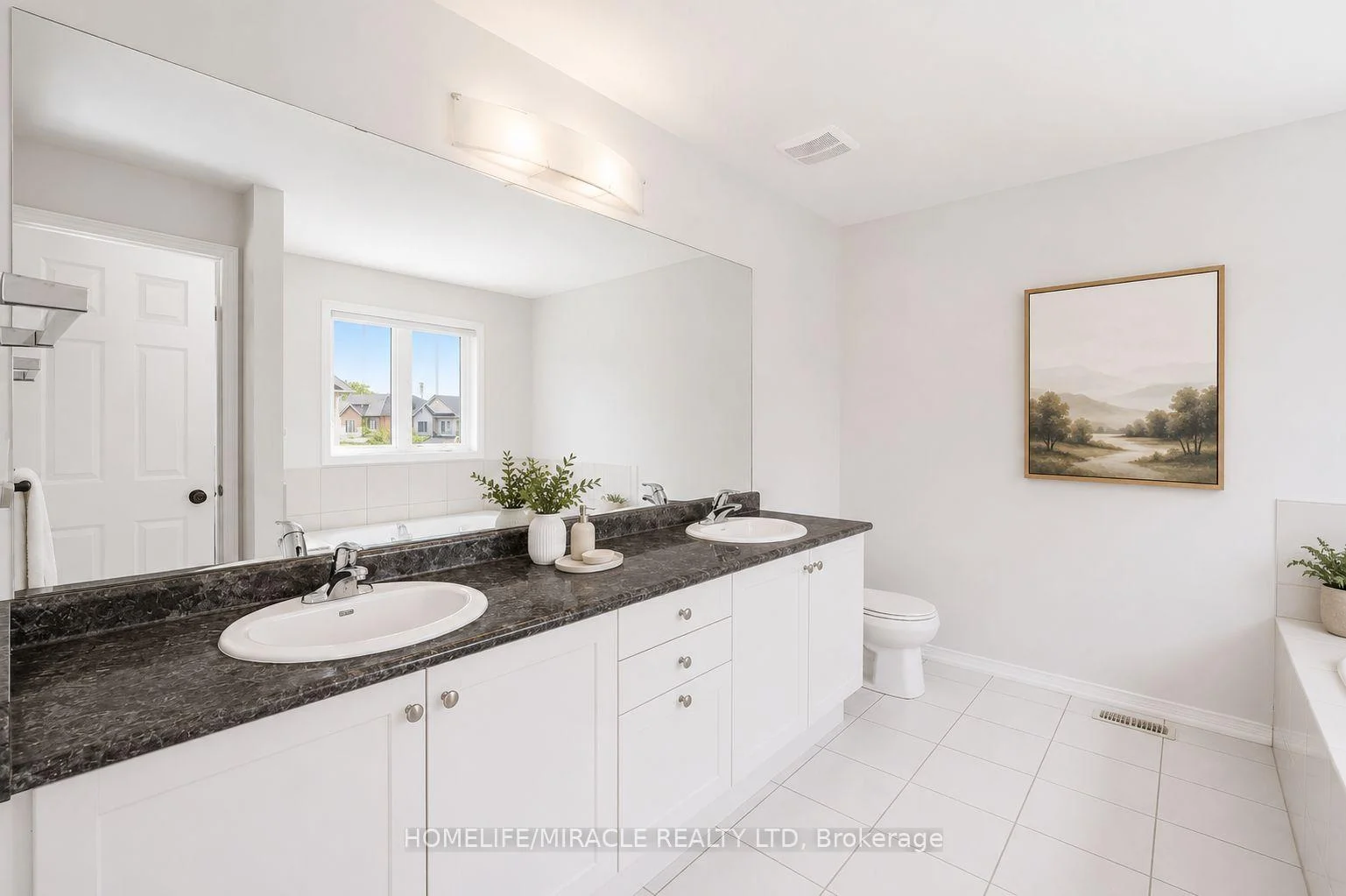 Photo 65 of 7836 Hoptree Road, Niagara Falls, Brown — HOMEH