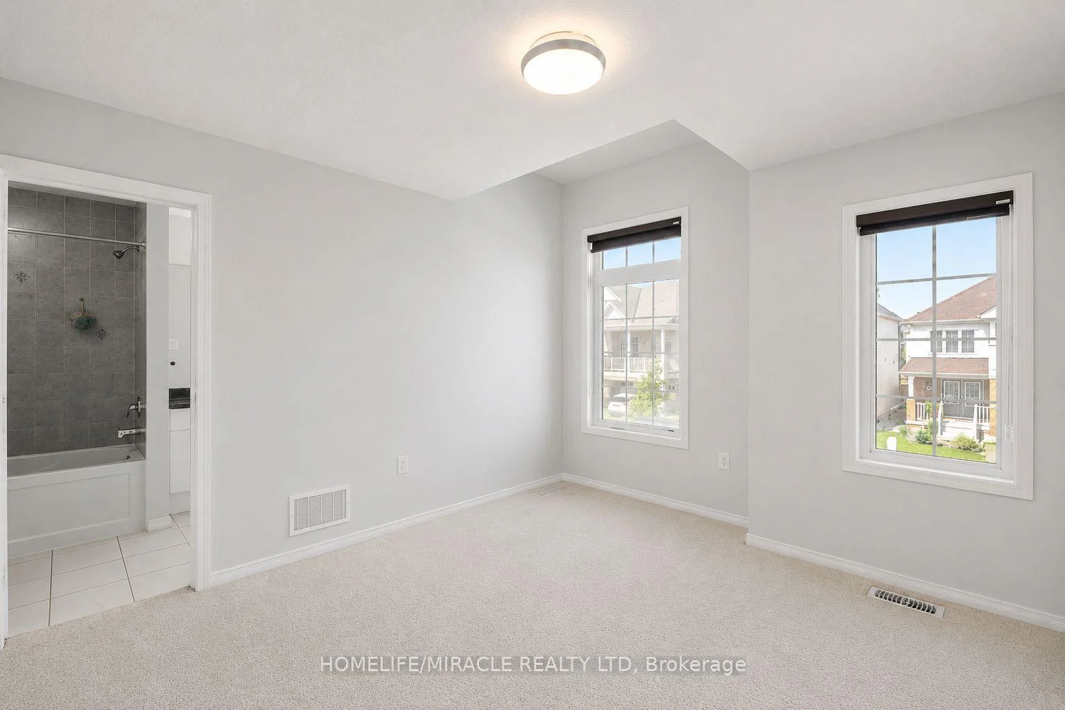 Photo 78 of 7836 Hoptree Road, Niagara Falls, Brown — HOMEH