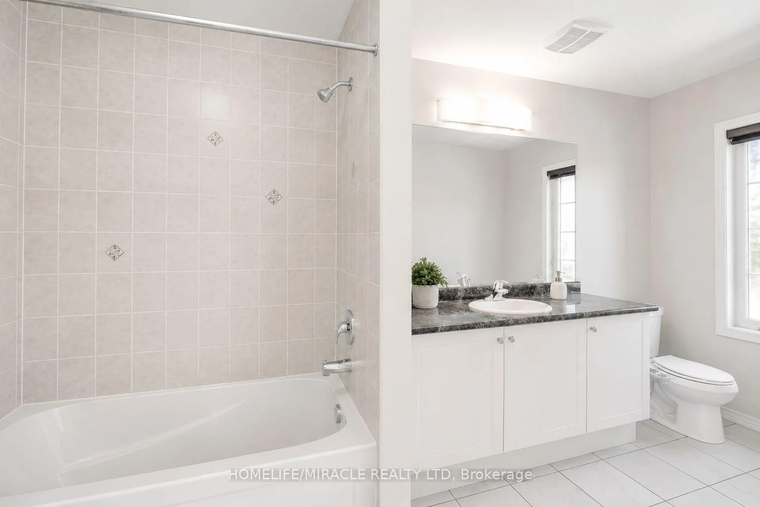 Photo 79 of 7836 Hoptree Road, Niagara Falls, Brown — HOMEH