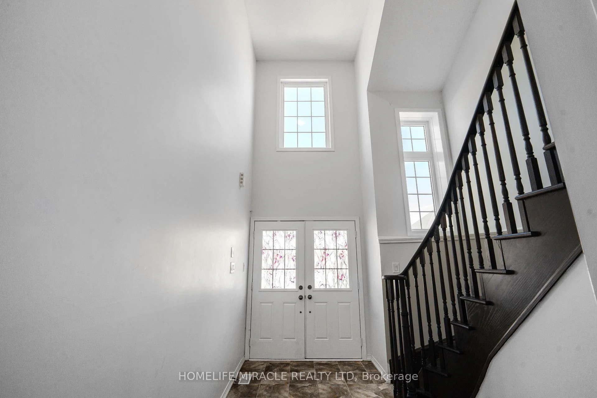 Photo 89 of 7836 Hoptree Road, Niagara Falls, Brown — HOMEH