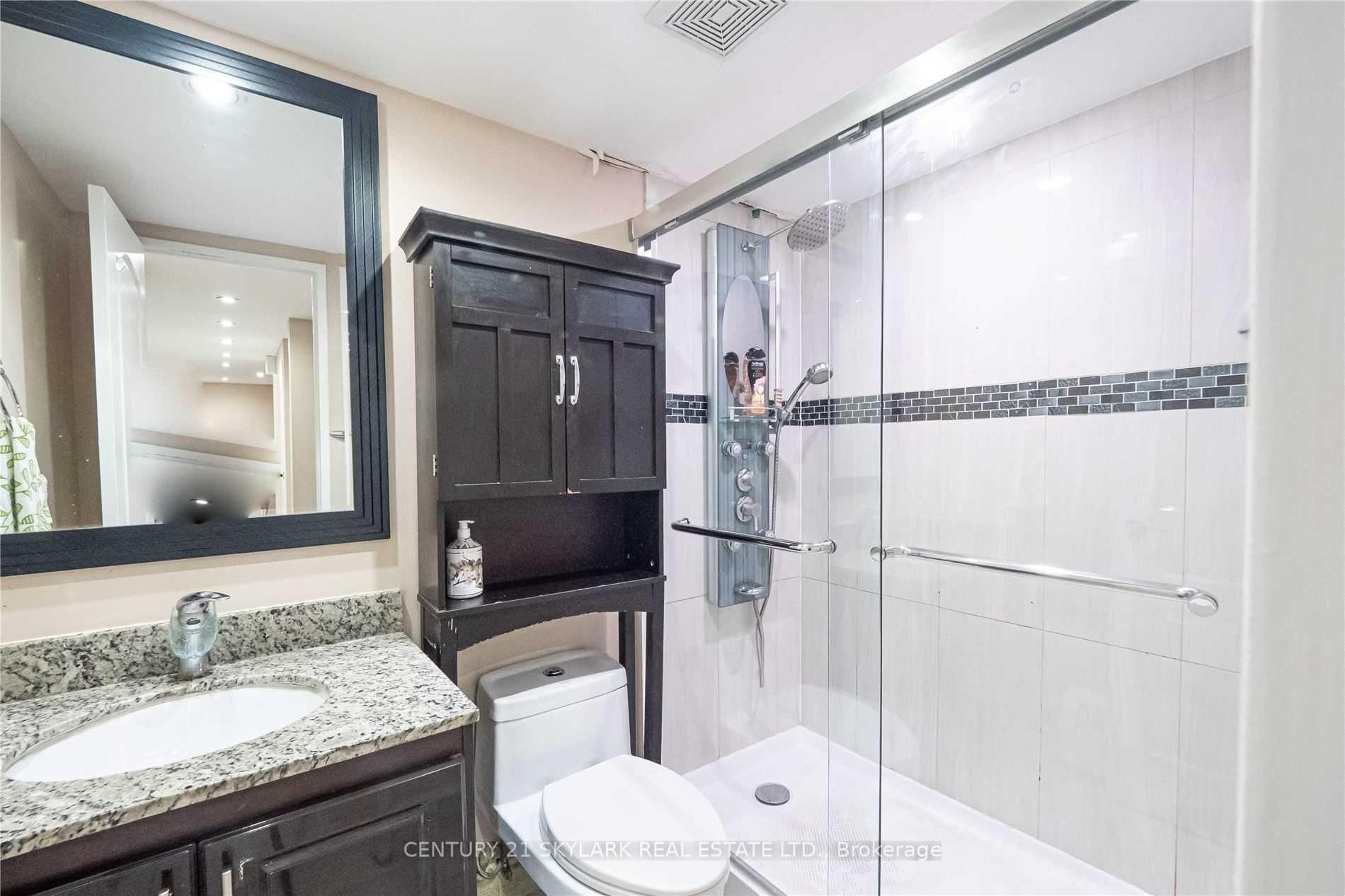 Photo 6 of Unit 1601, 370 Dixon Road, Etobicoke, Kingsview Village-The Westway — HOMEH