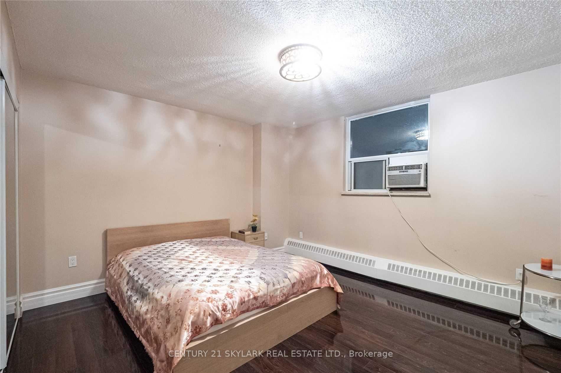 Photo 7 of Unit 1601, 370 Dixon Road, Etobicoke, Kingsview Village-The Westway — HOMEH