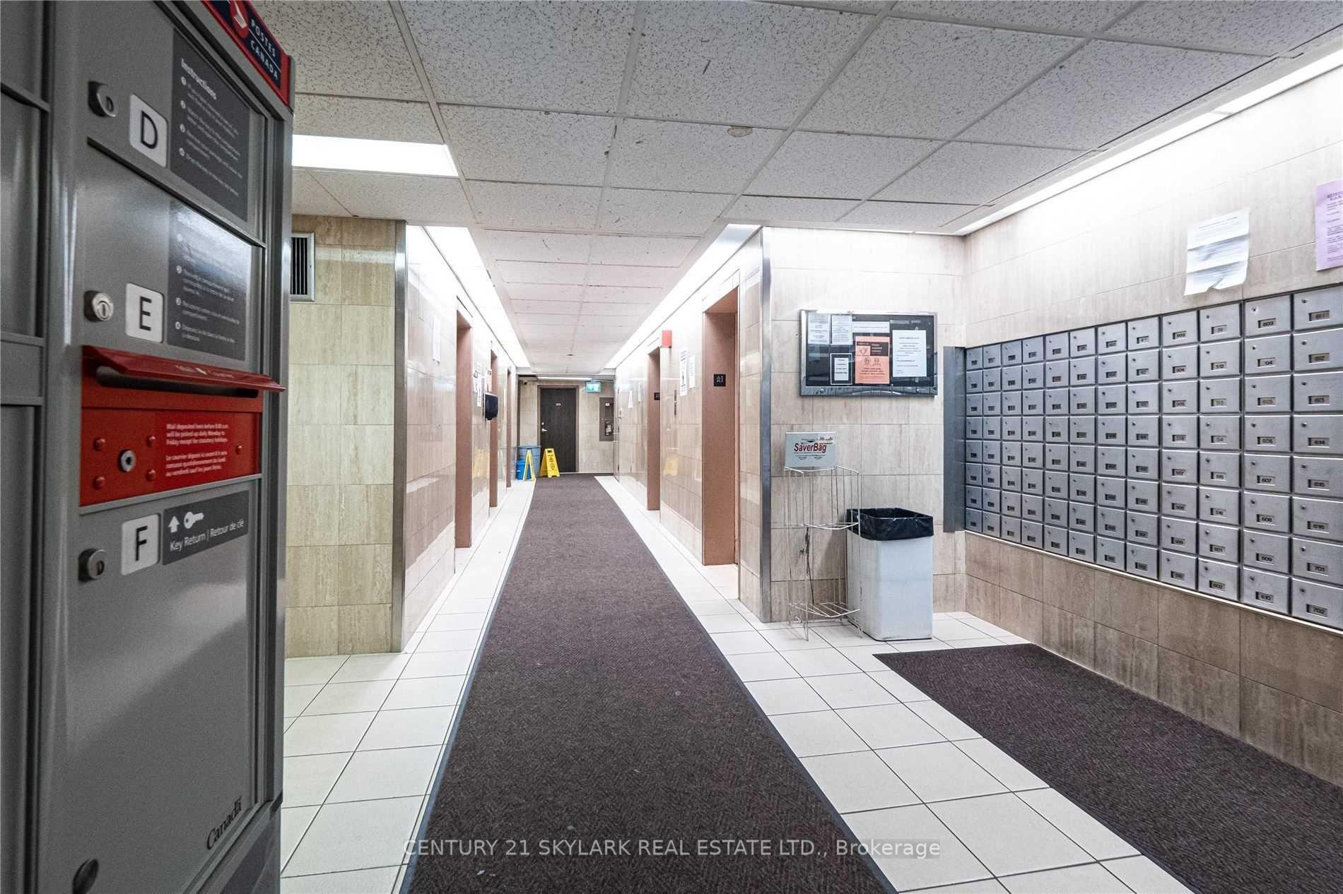 Photo 11 of Unit 1601, 370 Dixon Road, Etobicoke, Kingsview Village-The Westway — HOMEH