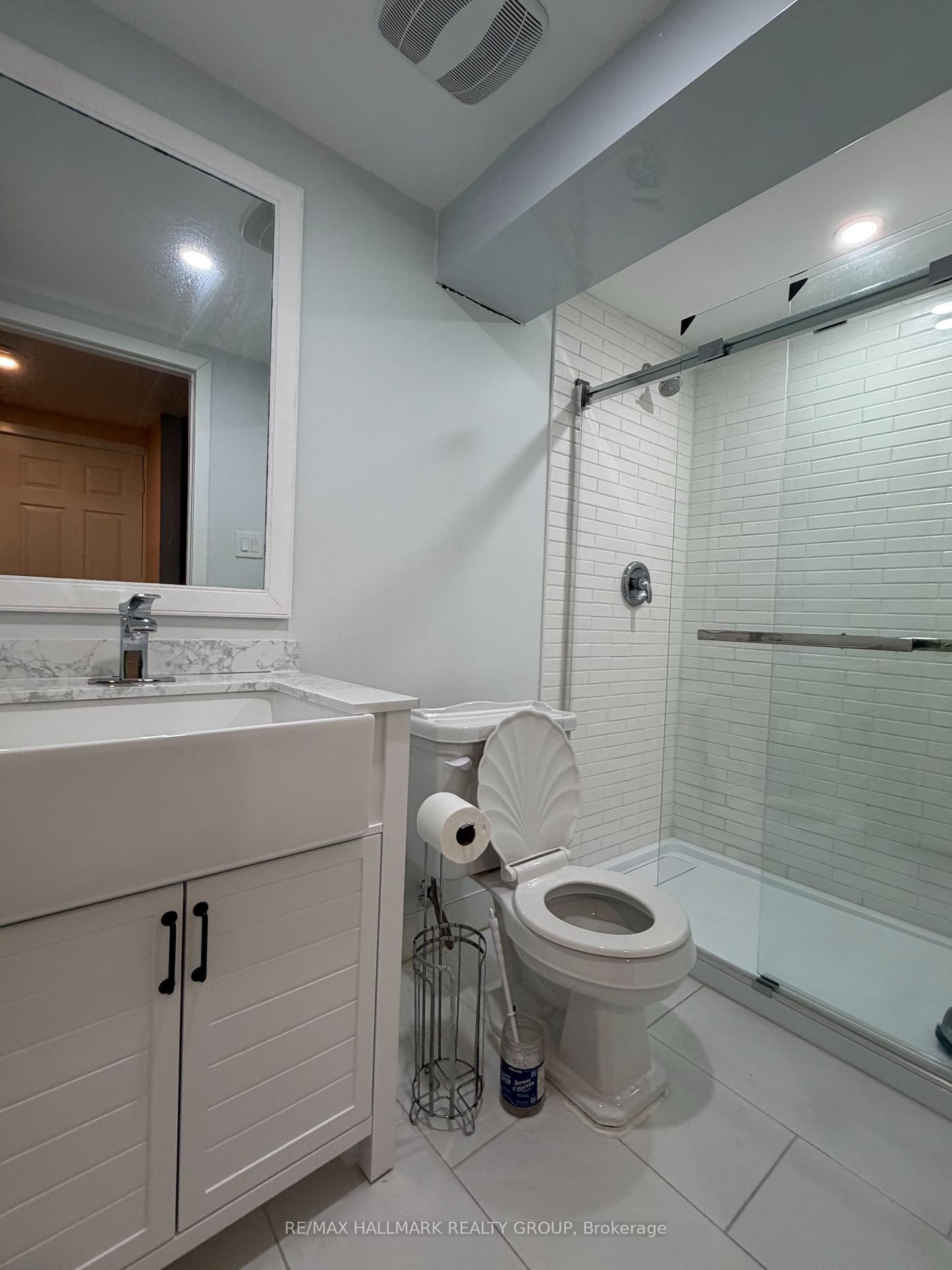 Photo 11 of 13 Raftus Square, Ottawa, Barrhaven - Pheasant Run — HOMEH