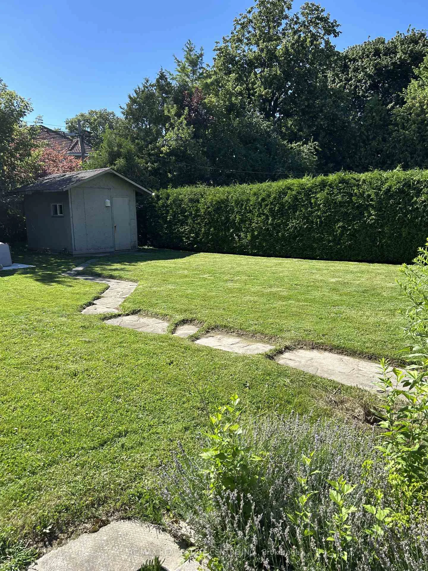 Photo 23 of 24 Smithwood Drive, Etobicoke, Islington-City Centre West — HOMEH