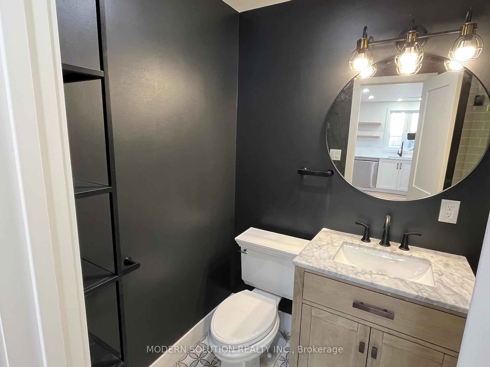 Photo 5 of 23 Tilden Crescent, Etobicoke, Humber Heights — HOMEH