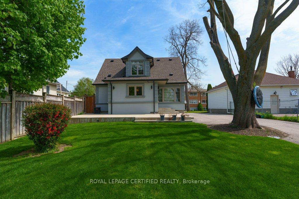 Photo 6 of 5 Murray Street, Brampton, Brampton West — HOMEH