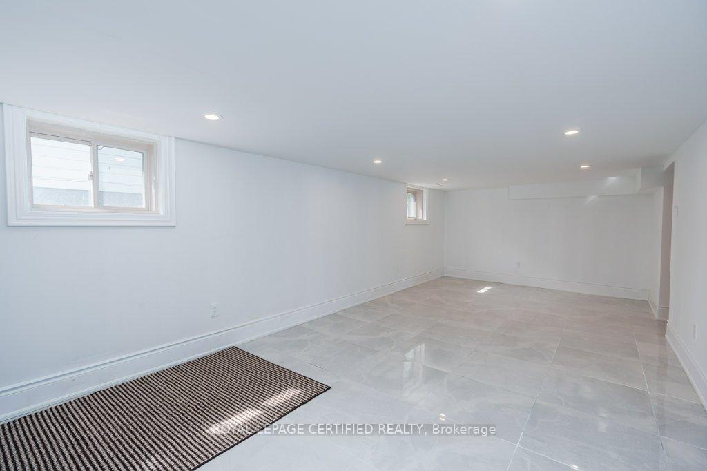 Photo 10 of 5 Murray Street, Brampton, Brampton West — HOMEH