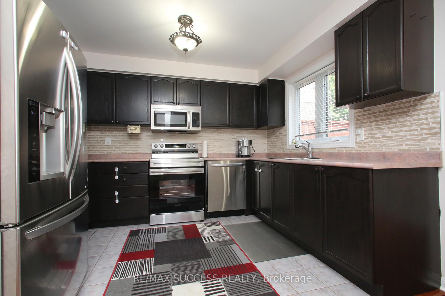 Photo 10 of 34 Greengrove Way, Whitby, Taunton North — HOMEH