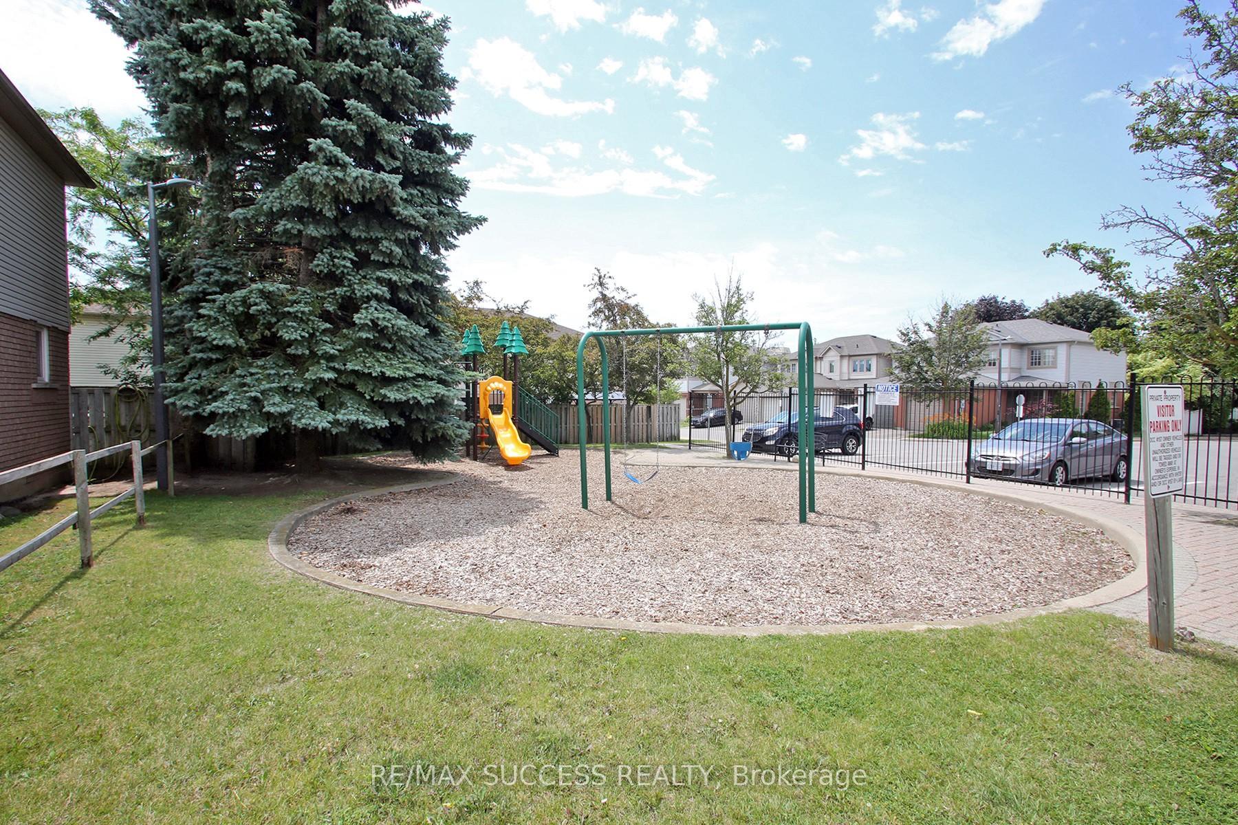 Photo 27 of 34 Greengrove Way, Whitby, Taunton North — HOMEH