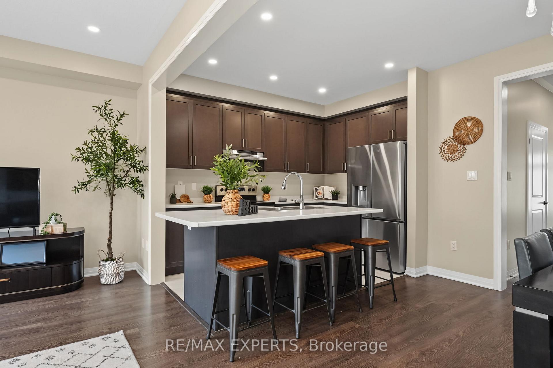 Photo 18 of 53 Casserley Crescent, New Tecumseth, Tottenham — HOMEH