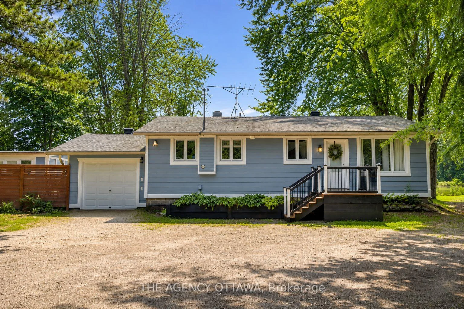 Photo 2 of 101 Patty Lane, Beckwith, Beckwith Twp — HOMEH