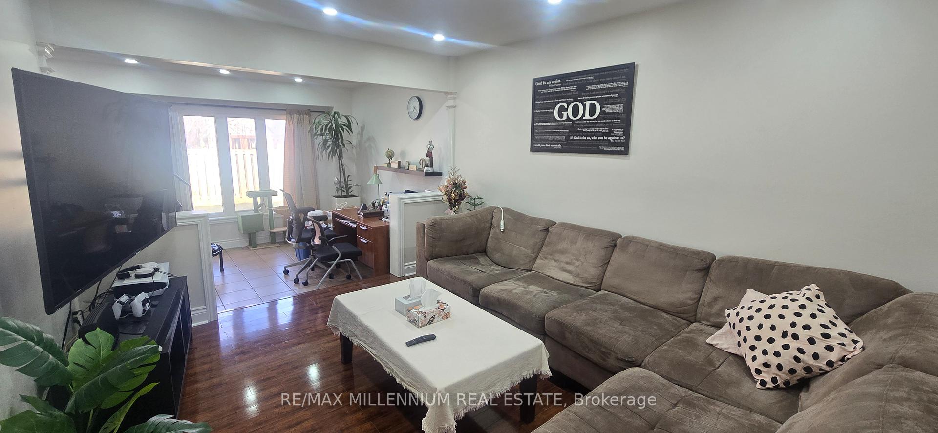 Photo 22 of Unit Upper, 32 Abelard Avenue, Brampton, Fletcher's West — HOMEH