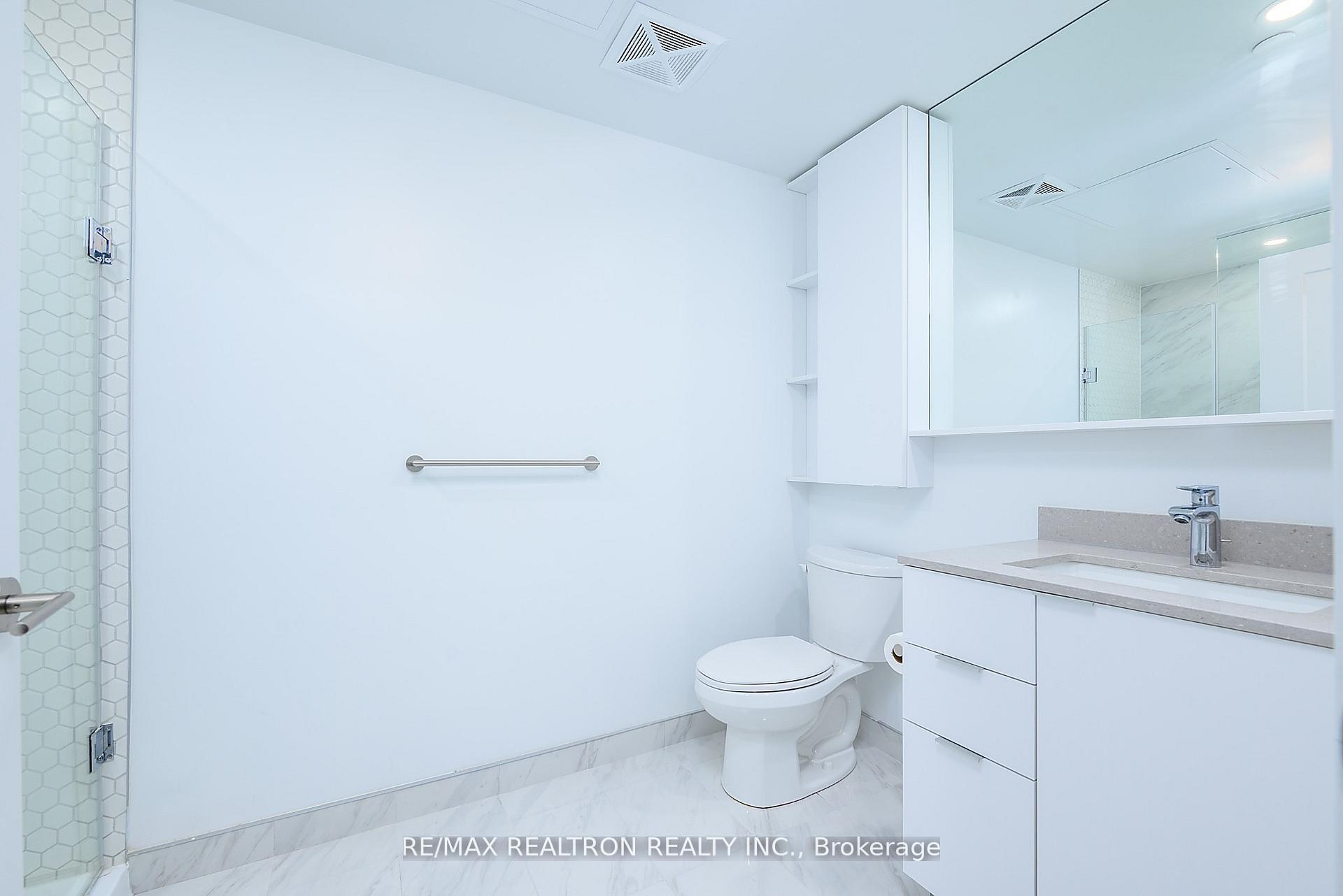 Photo 8 of Unit 826, 8 Cedarland Drive, Markham, Unionville — HOMEH
