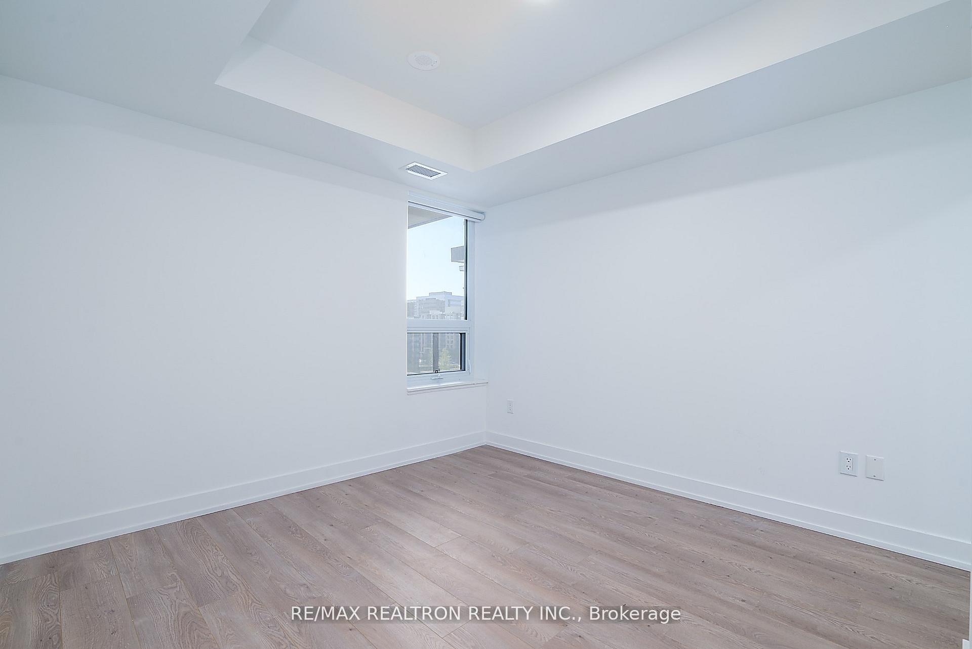 Photo 11 of Unit 826, 8 Cedarland Drive, Markham, Unionville — HOMEH