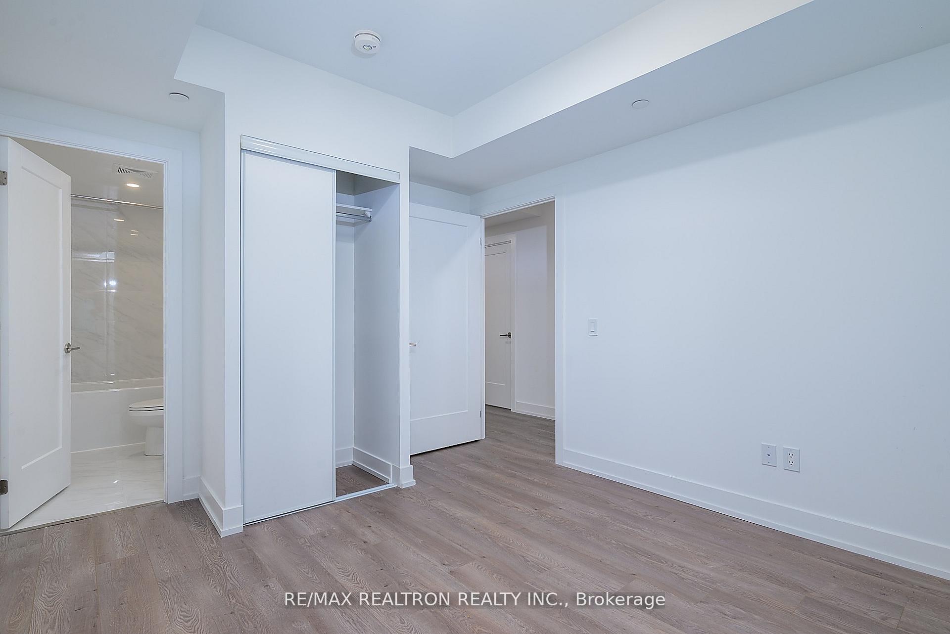 Photo 13 of Unit 826, 8 Cedarland Drive, Markham, Unionville — HOMEH