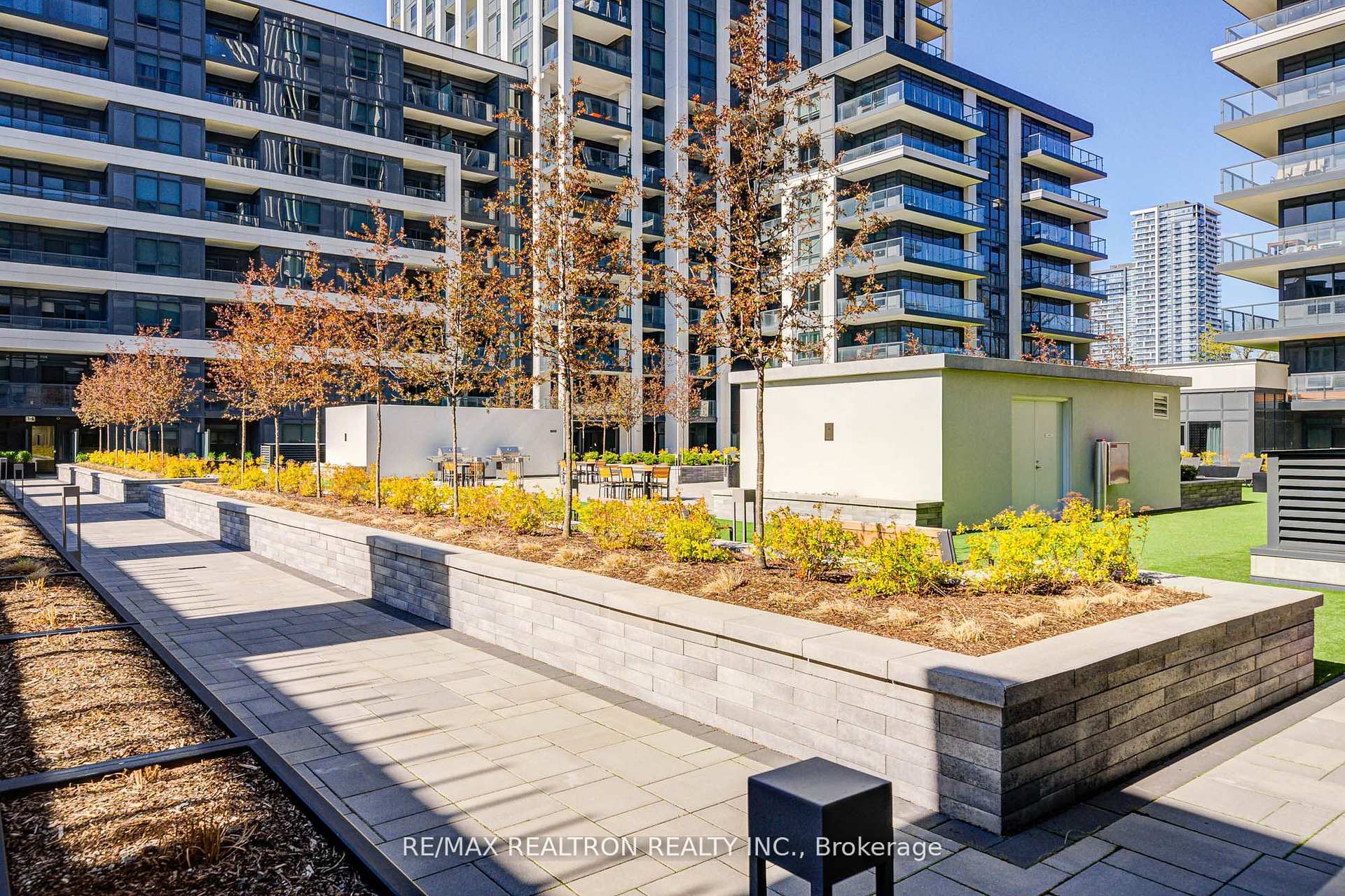 Photo 33 of Unit 826, 8 Cedarland Drive, Markham, Unionville — HOMEH