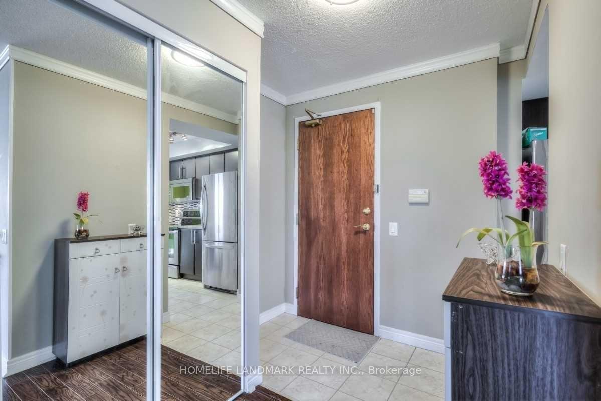 Photo 2 of Unit 203, 25 Times Avenue, Markham, Commerce Valley — HOMEH