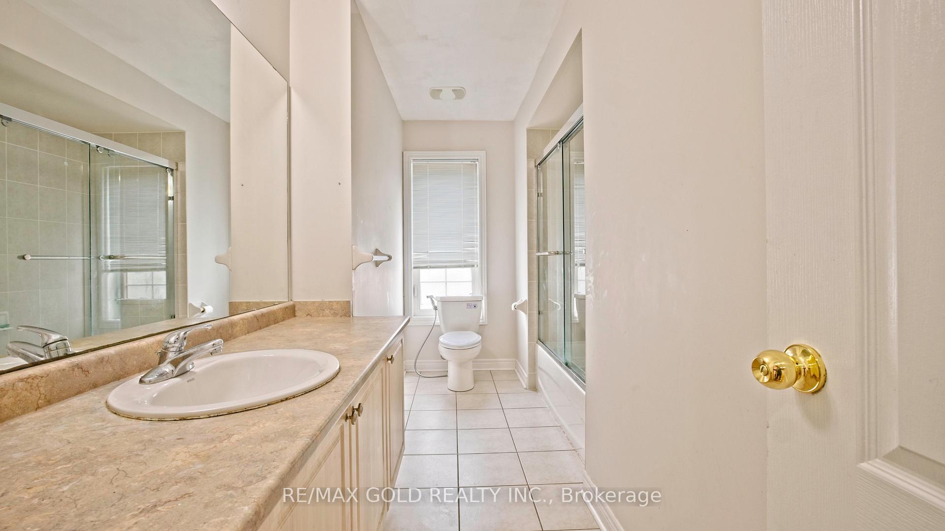 Photo 30 of 20 Tatra Crescent, Brampton, Bram West — HOMEH