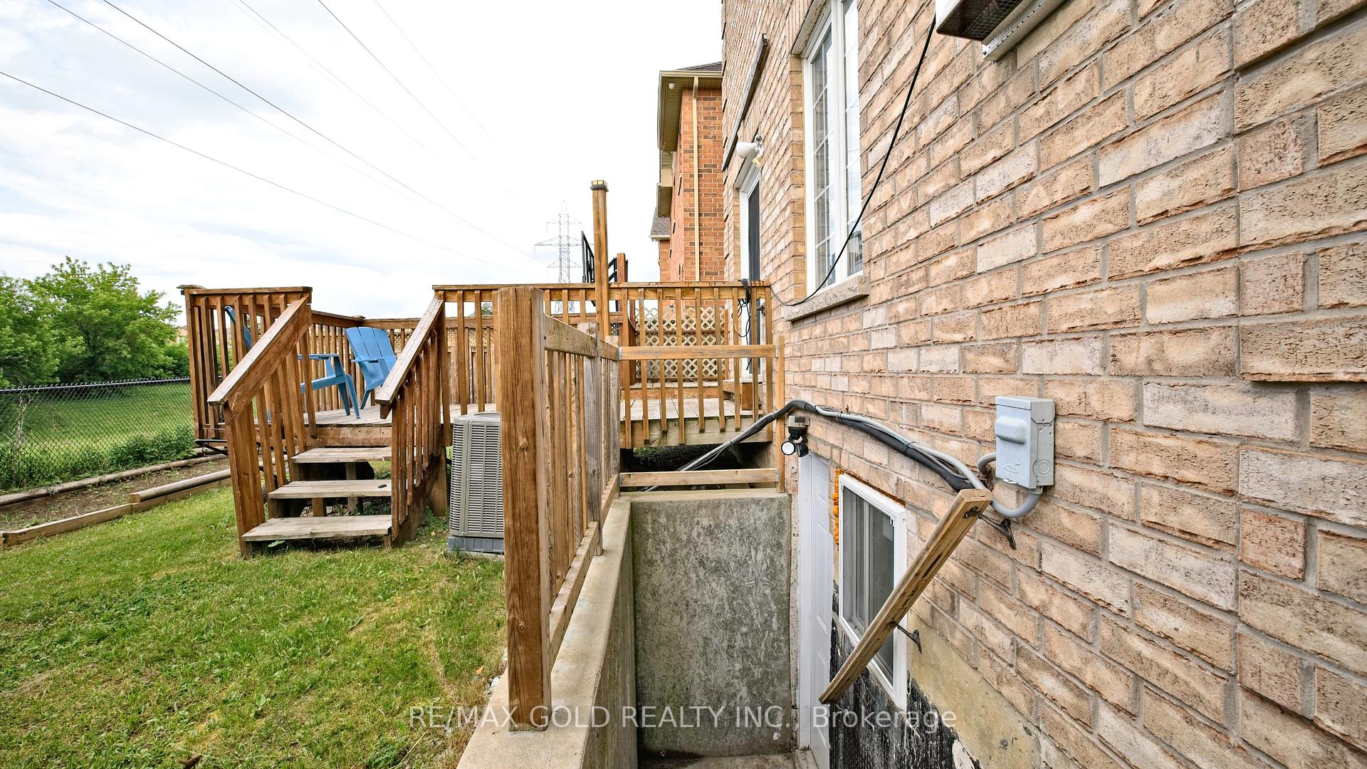Photo 42 of 20 Tatra Crescent, Brampton, Bram West — HOMEH