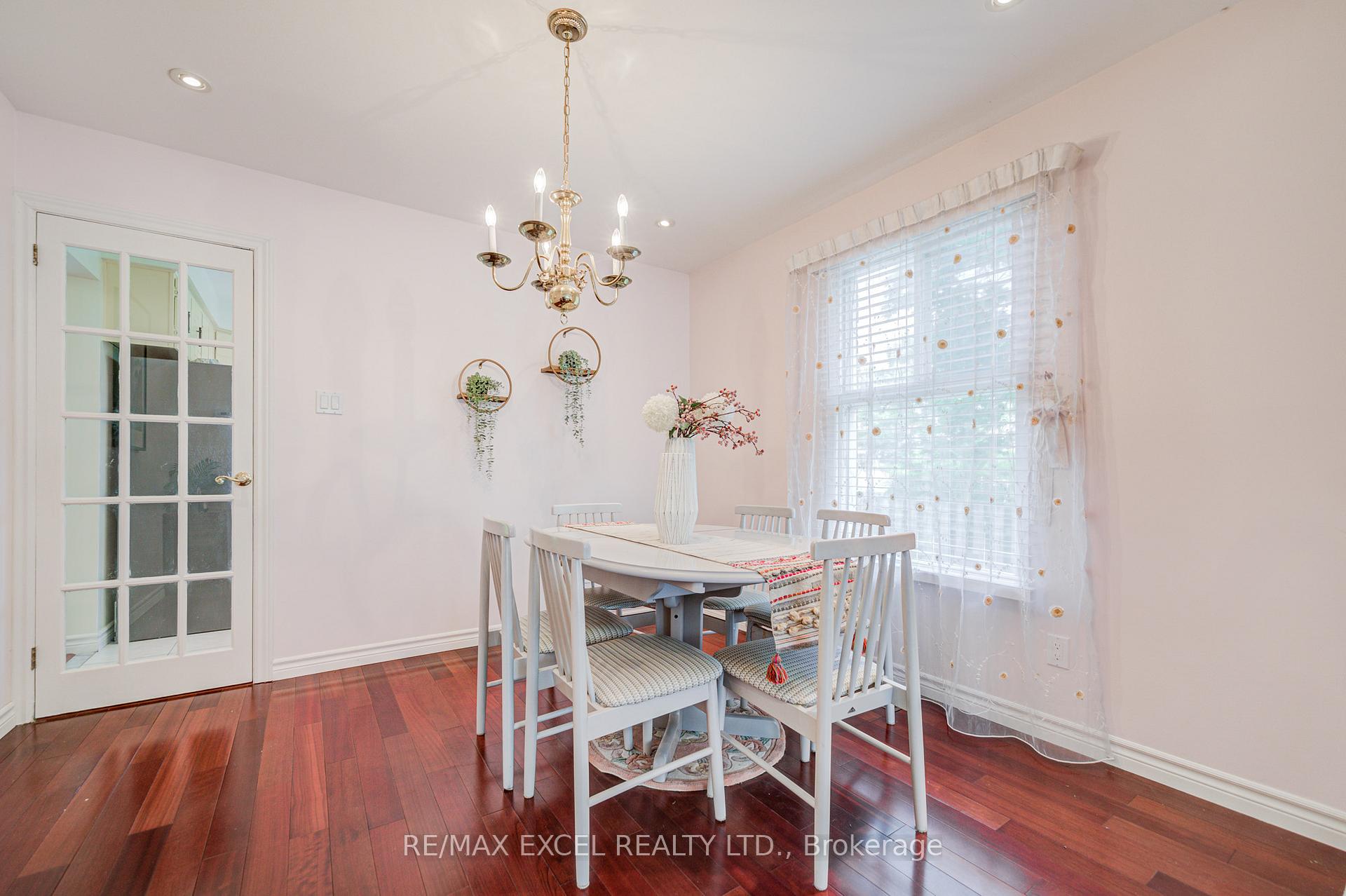 Photo 13 of 176 Goldhawk Trail, Scarborough, Milliken — HOMEH
