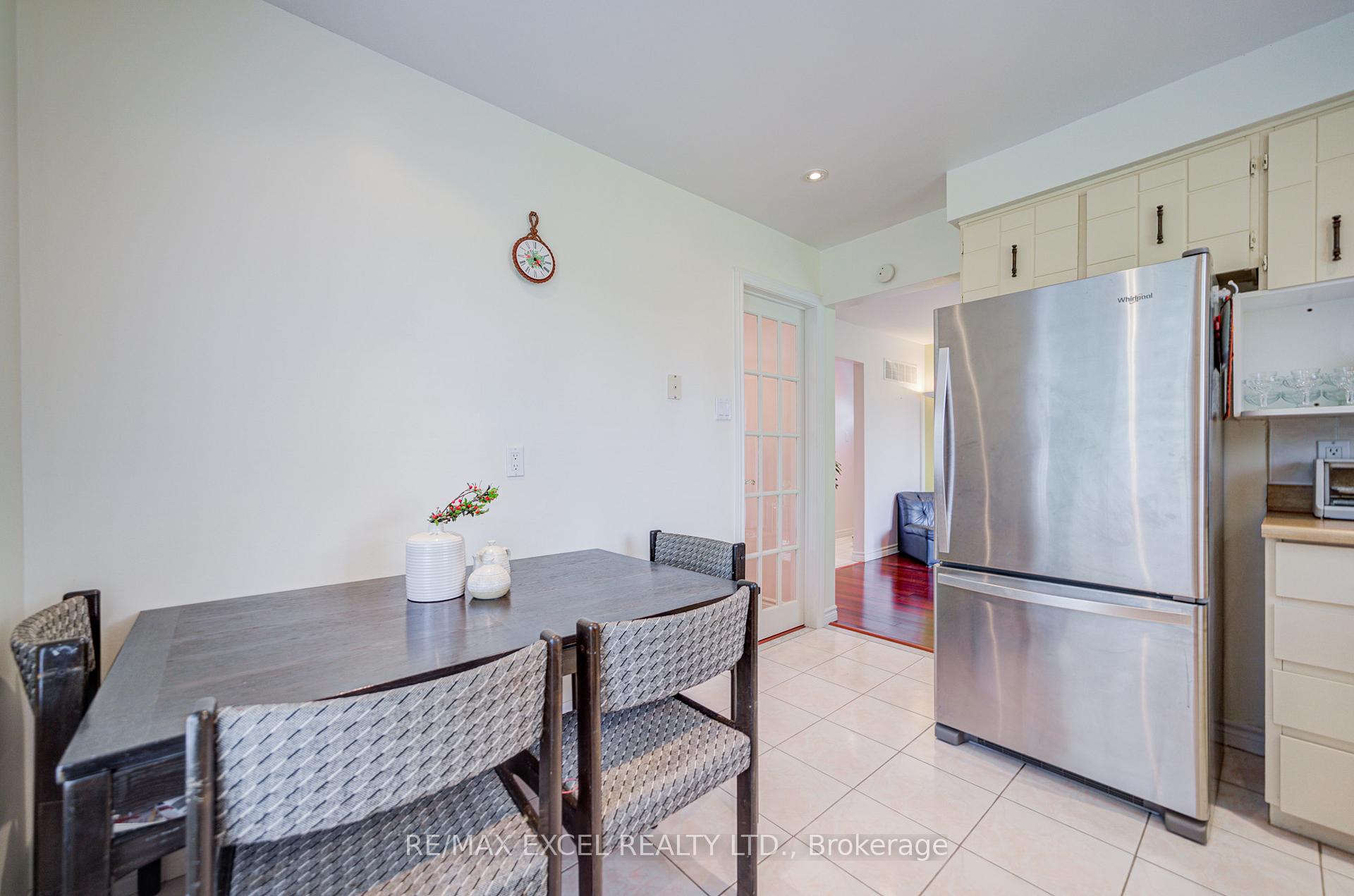 Photo 25 of 176 Goldhawk Trail, Scarborough, Milliken — HOMEH