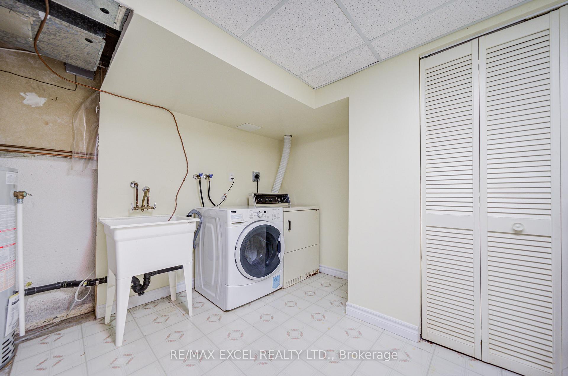 Photo 43 of 176 Goldhawk Trail, Scarborough, Milliken — HOMEH