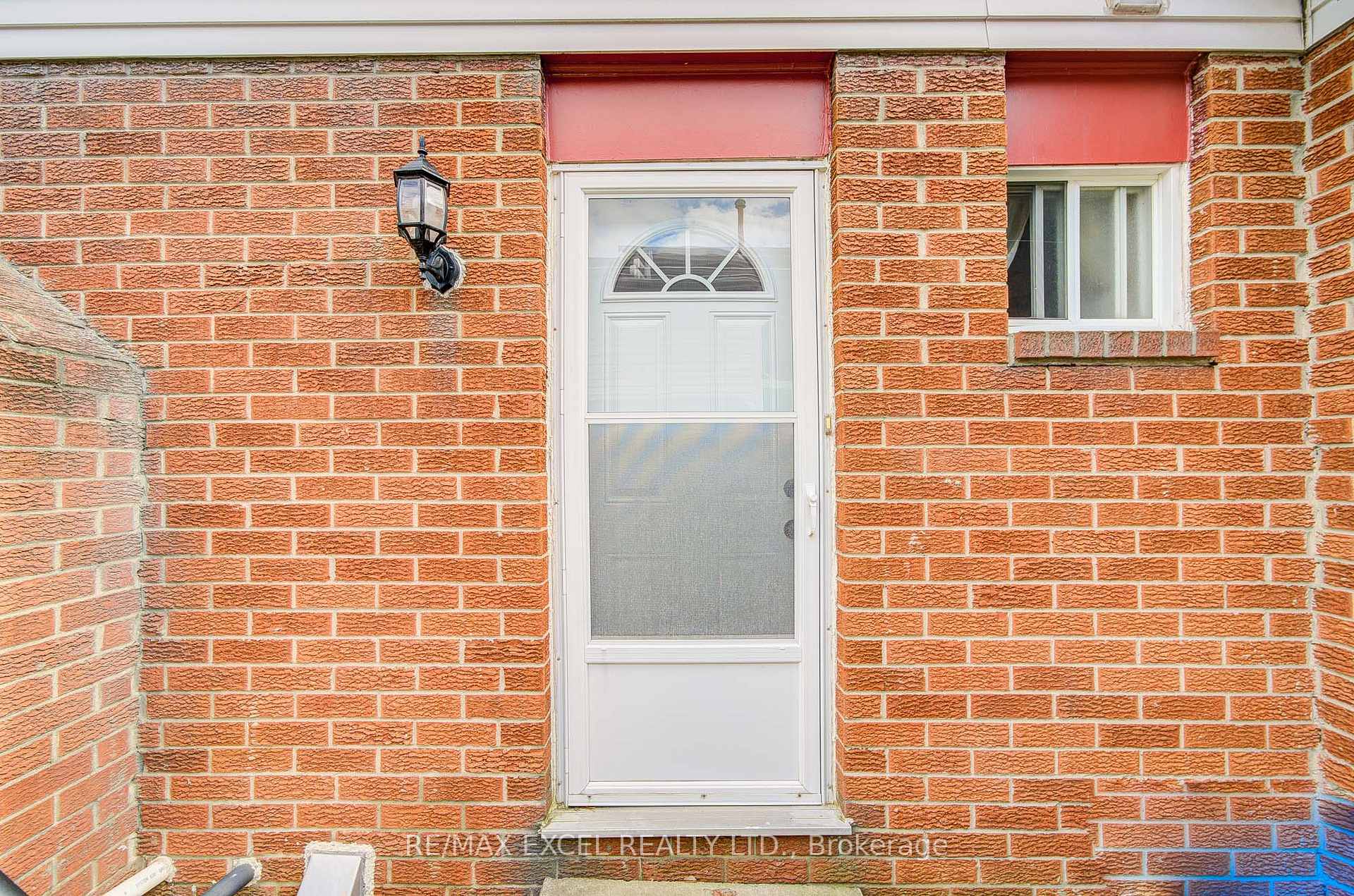 Photo 46 of 176 Goldhawk Trail, Scarborough, Milliken — HOMEH