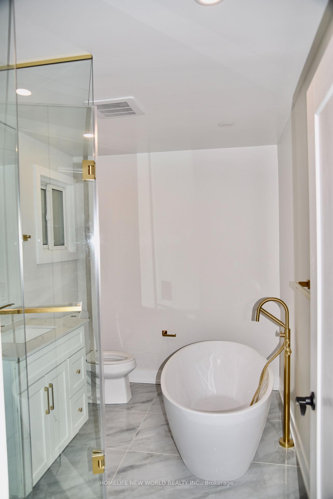 Photo 15 of 3 Elm Ridge Acres Road S, Markham, Thornhill — HOMEH