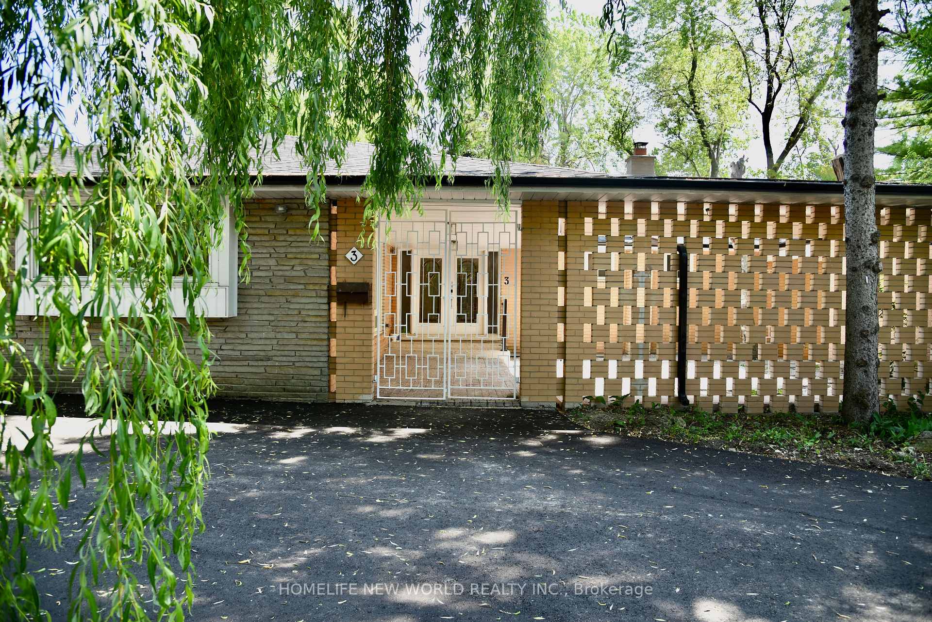 Photo 18 of 3 Elm Ridge Acres Road S, Markham, Thornhill — HOMEH