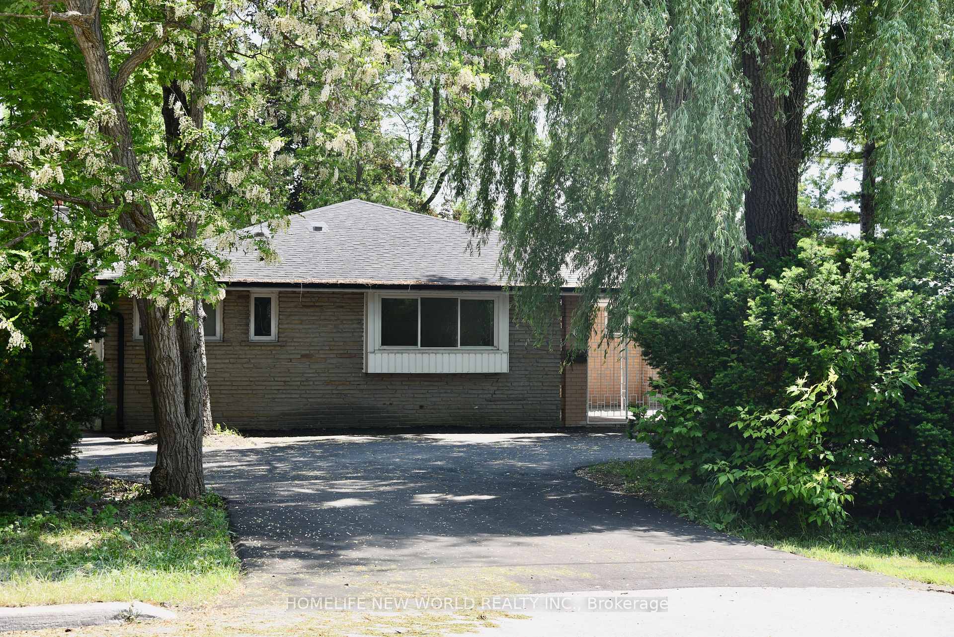 Photo 19 of 3 Elm Ridge Acres Road S, Markham, Thornhill — HOMEH