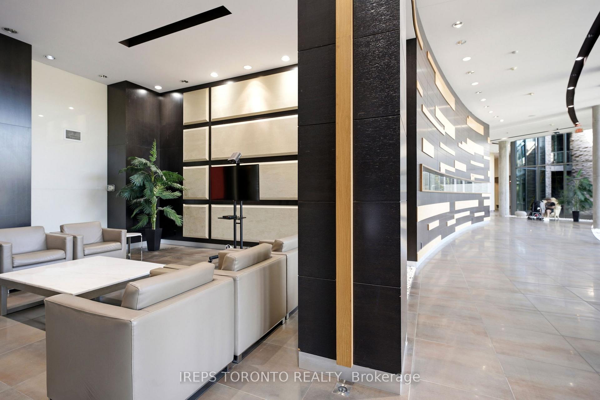 Photo 2 of Unit Ph01, 233 South Park Road, Markham, Commerce Valley — HOMEH