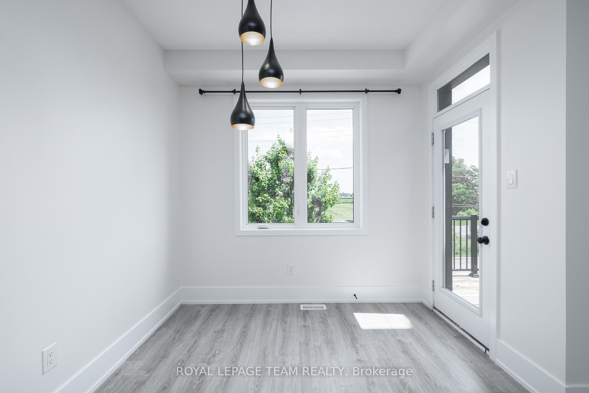 Photo 15 of 168 Pictou Crescent, Ottawa, Kanata - Emerald Meadows/Trailwest — HOMEH