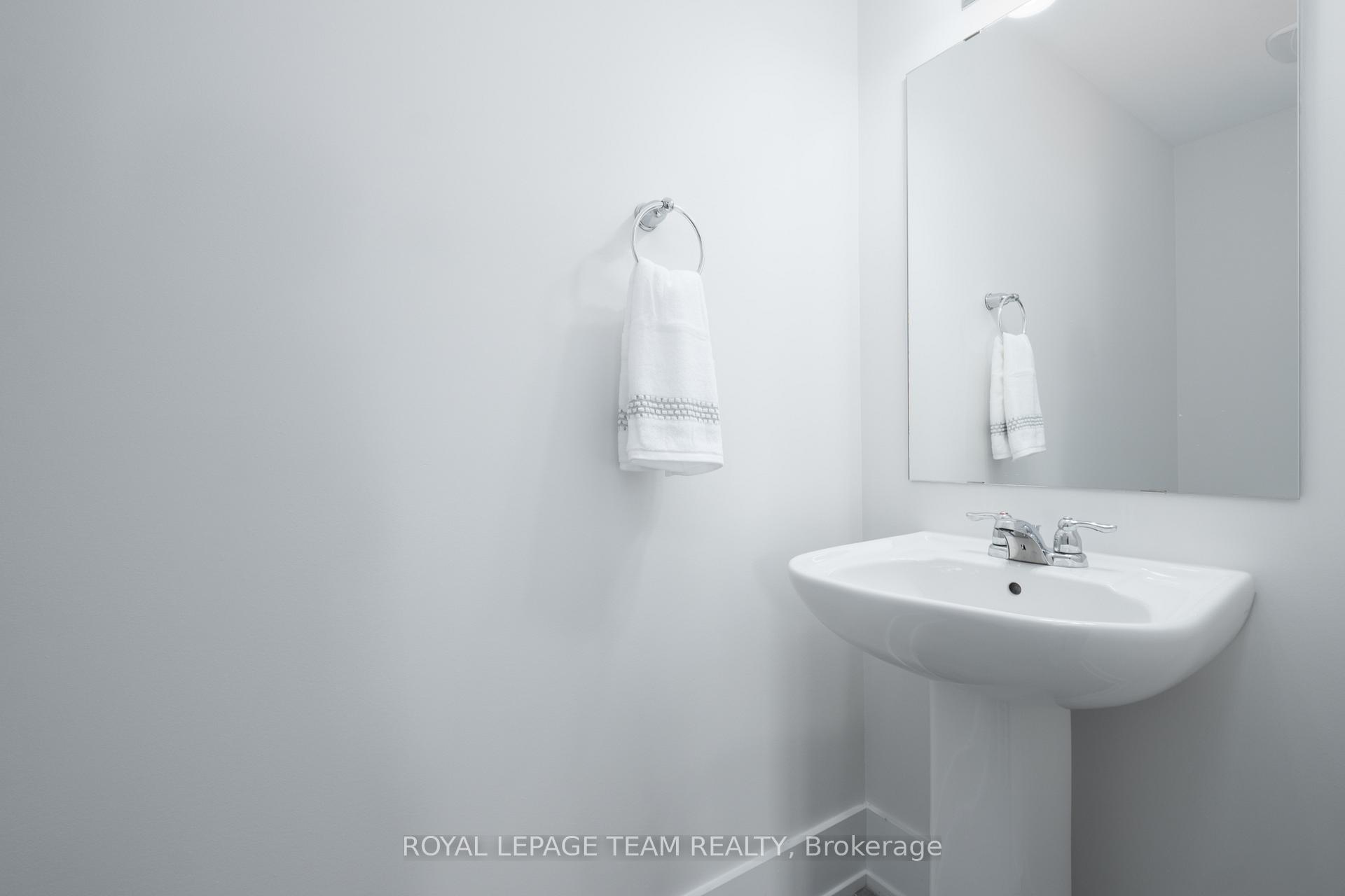 Photo 19 of 168 Pictou Crescent, Ottawa, Kanata - Emerald Meadows/Trailwest — HOMEH