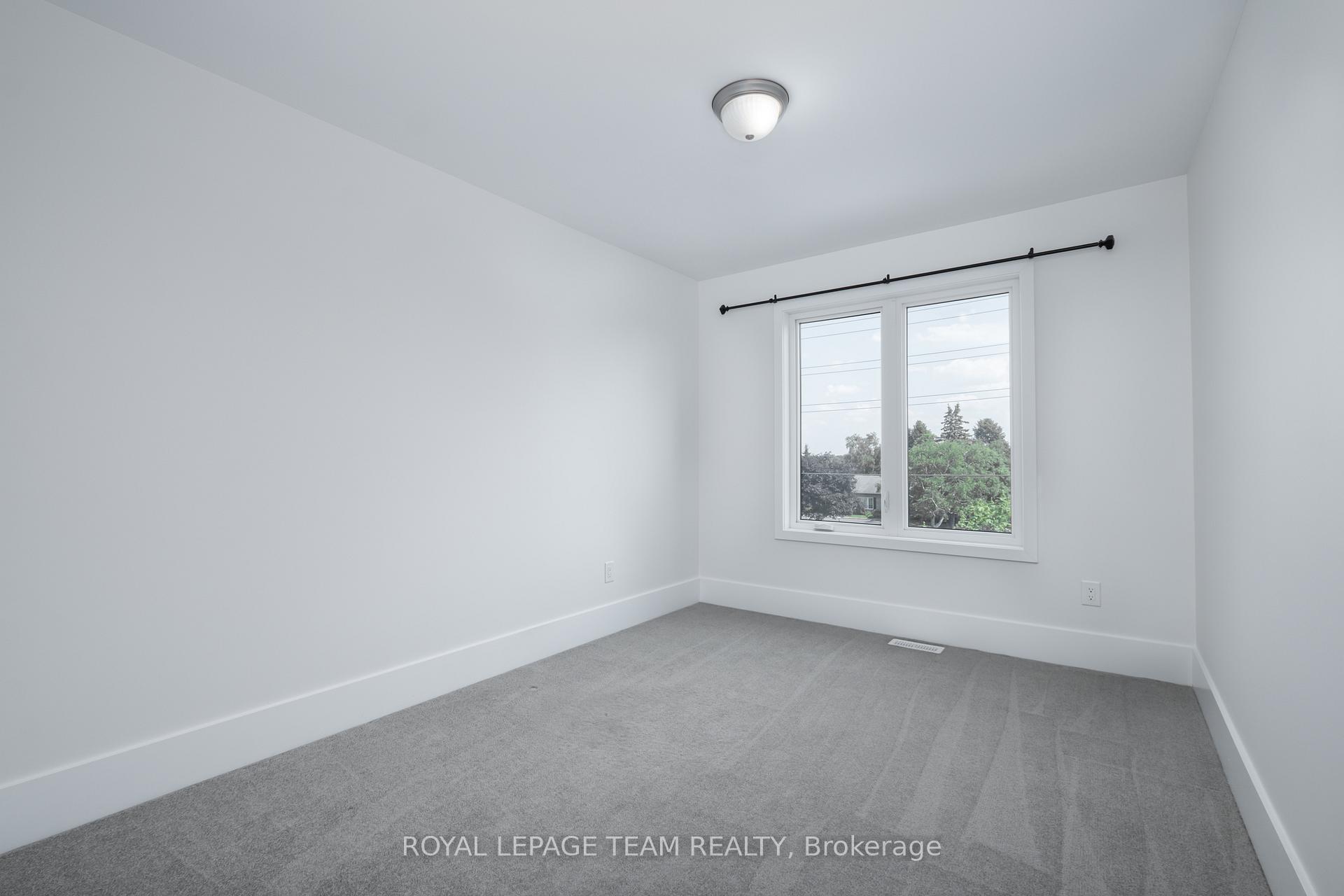 Photo 28 of 168 Pictou Crescent, Ottawa, Kanata - Emerald Meadows/Trailwest — HOMEH