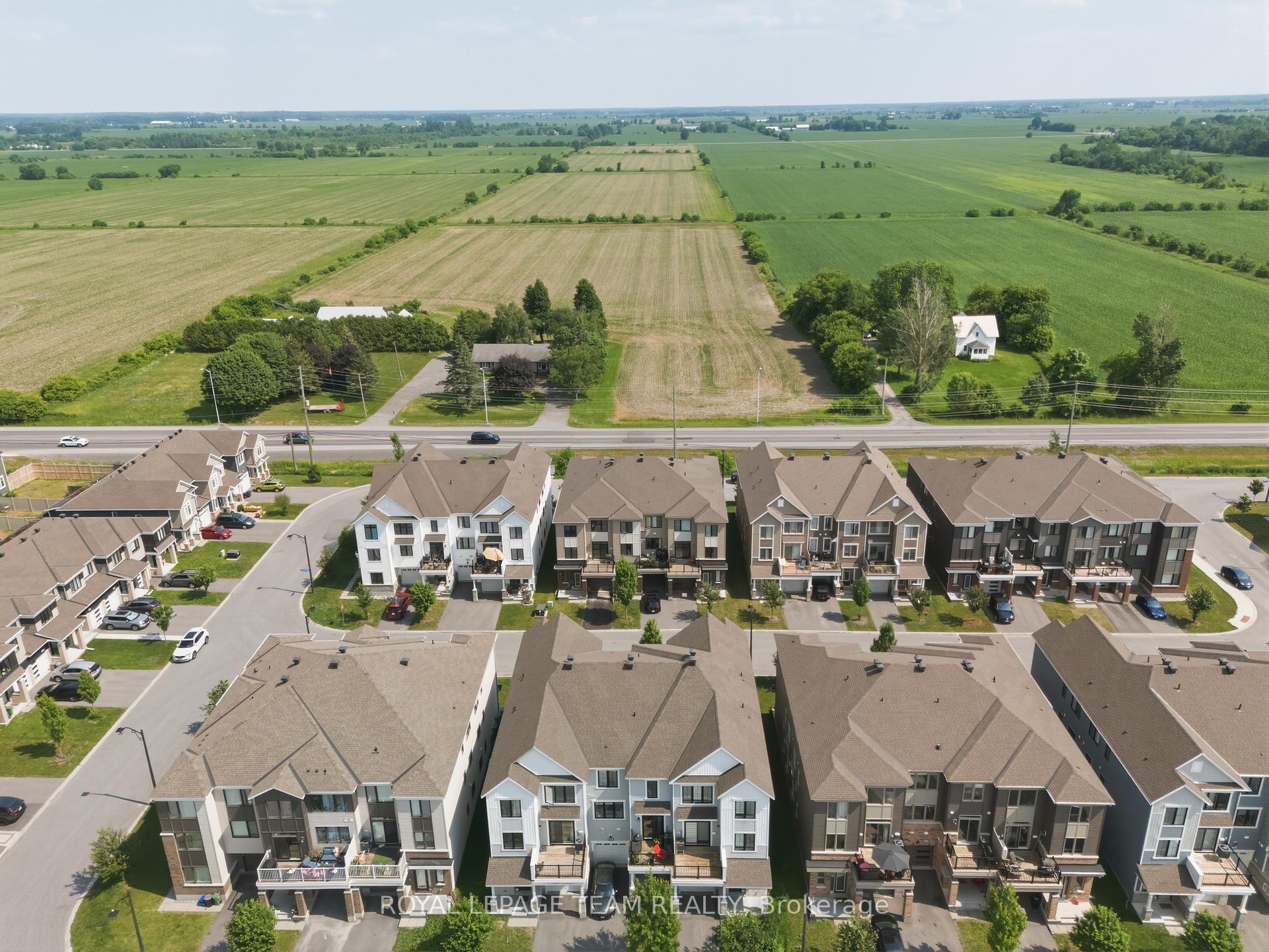 Photo 31 of 168 Pictou Crescent, Ottawa, Kanata - Emerald Meadows/Trailwest — HOMEH
