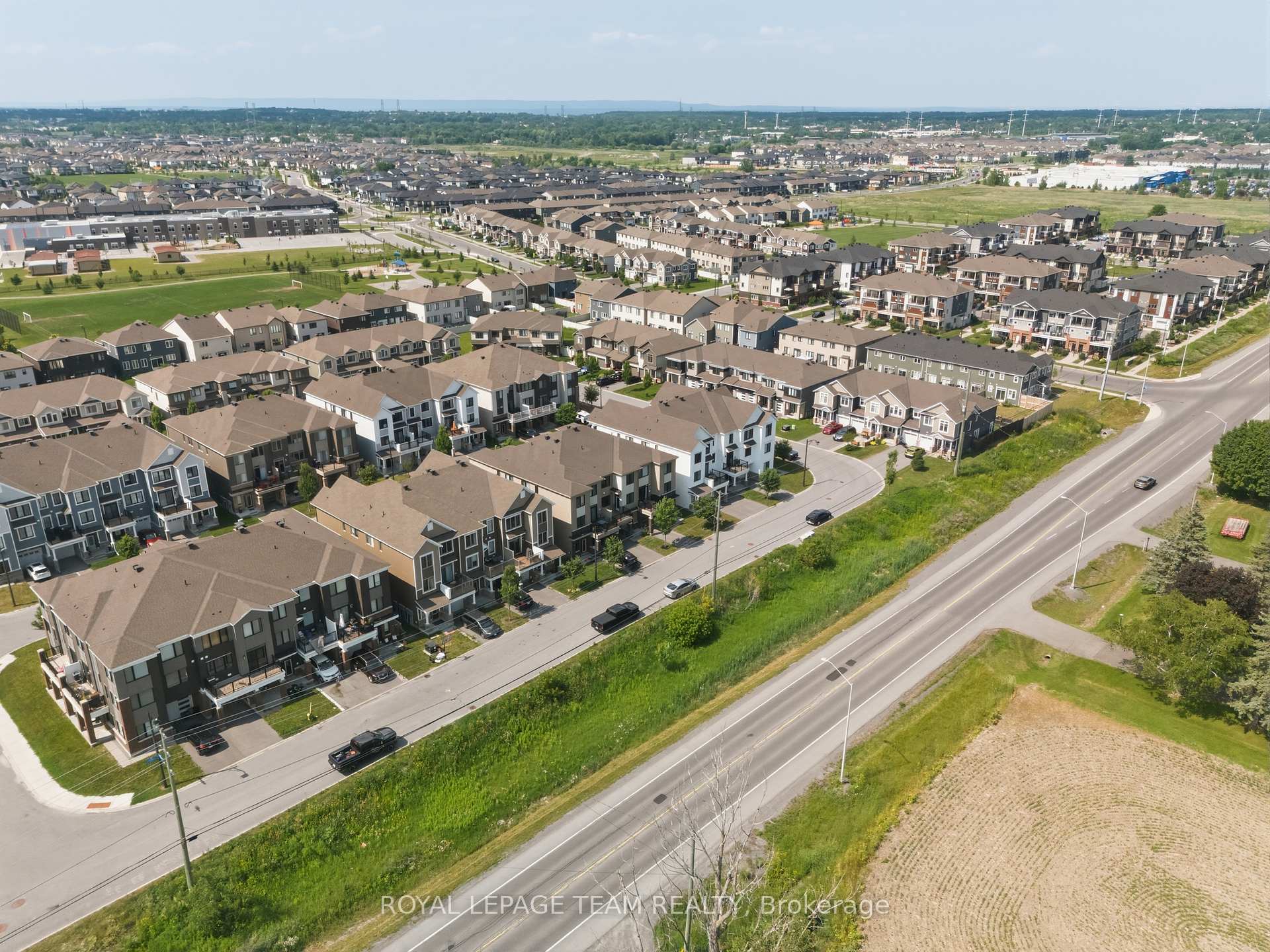 Photo 33 of 168 Pictou Crescent, Ottawa, Kanata - Emerald Meadows/Trailwest — HOMEH