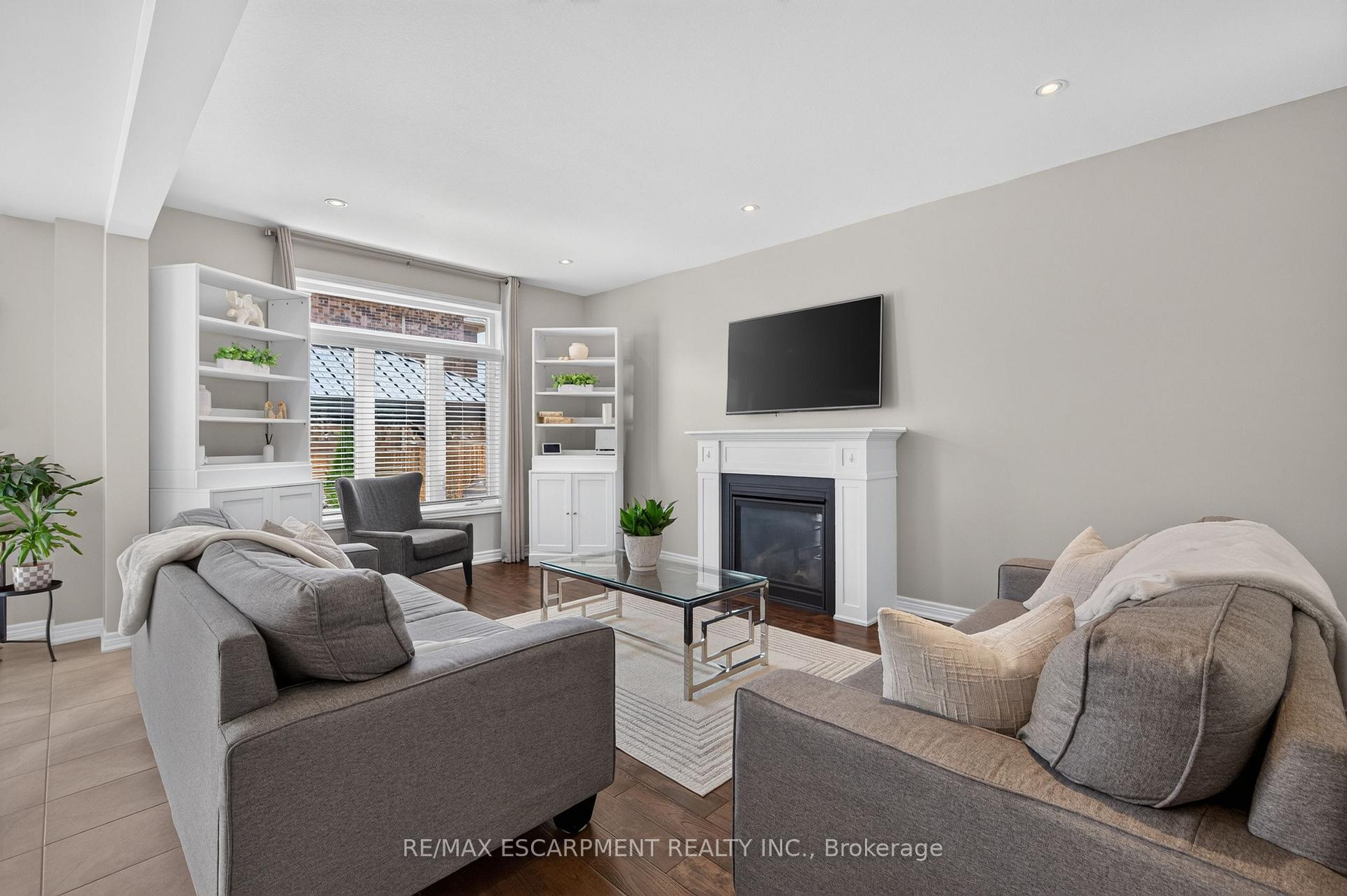 Photo 21 of 5 Narbonne Crescent, Hamilton, Stoney Creek Mountain — HOMEH