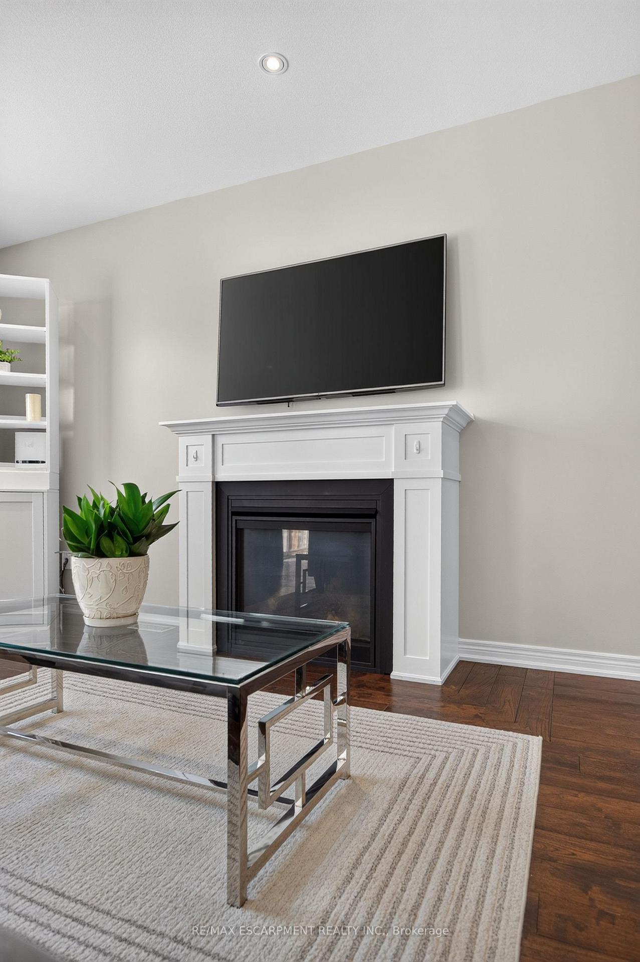 Photo 22 of 5 Narbonne Crescent, Hamilton, Stoney Creek Mountain — HOMEH