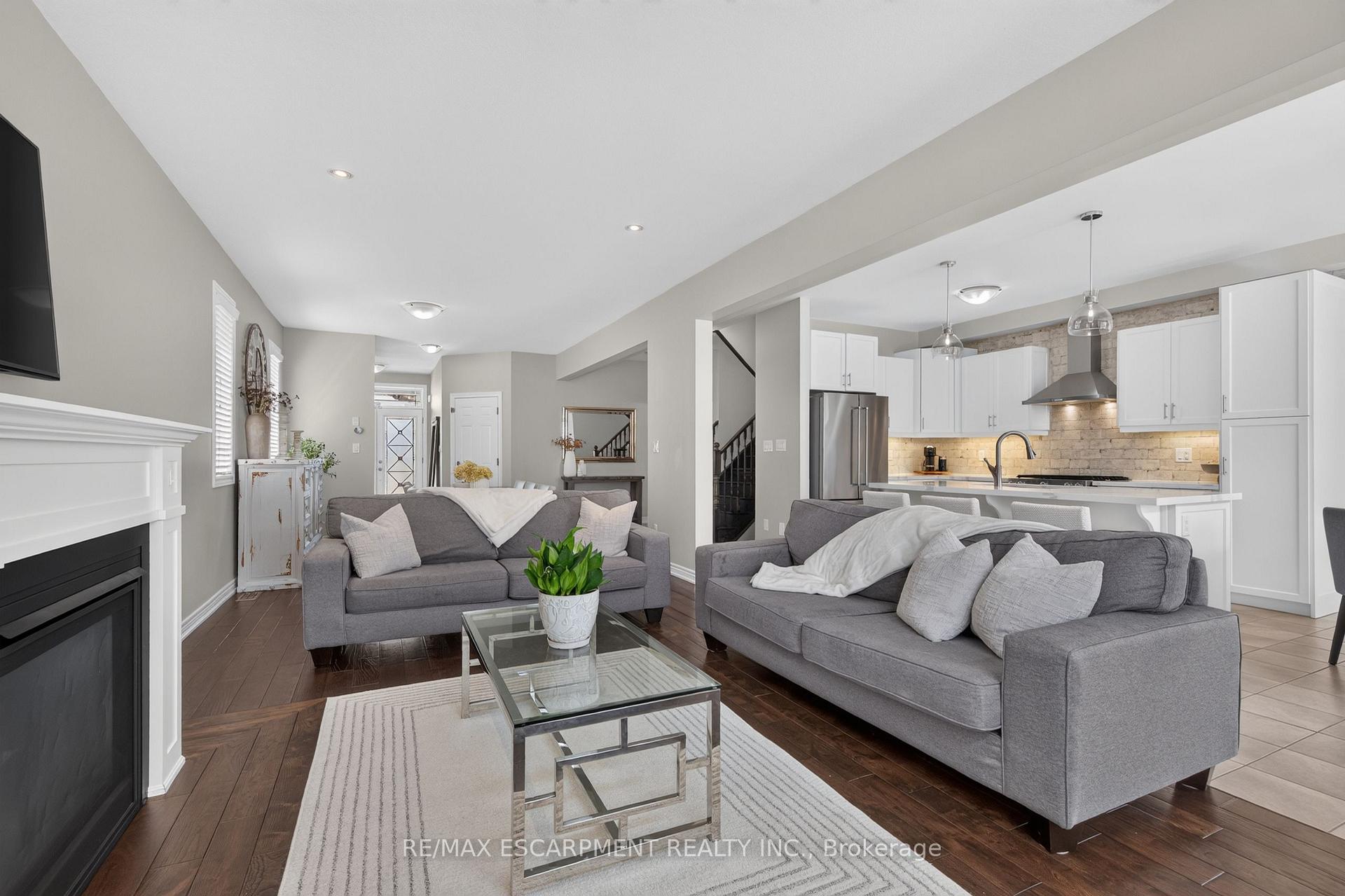 Photo 24 of 5 Narbonne Crescent, Hamilton, Stoney Creek Mountain — HOMEH