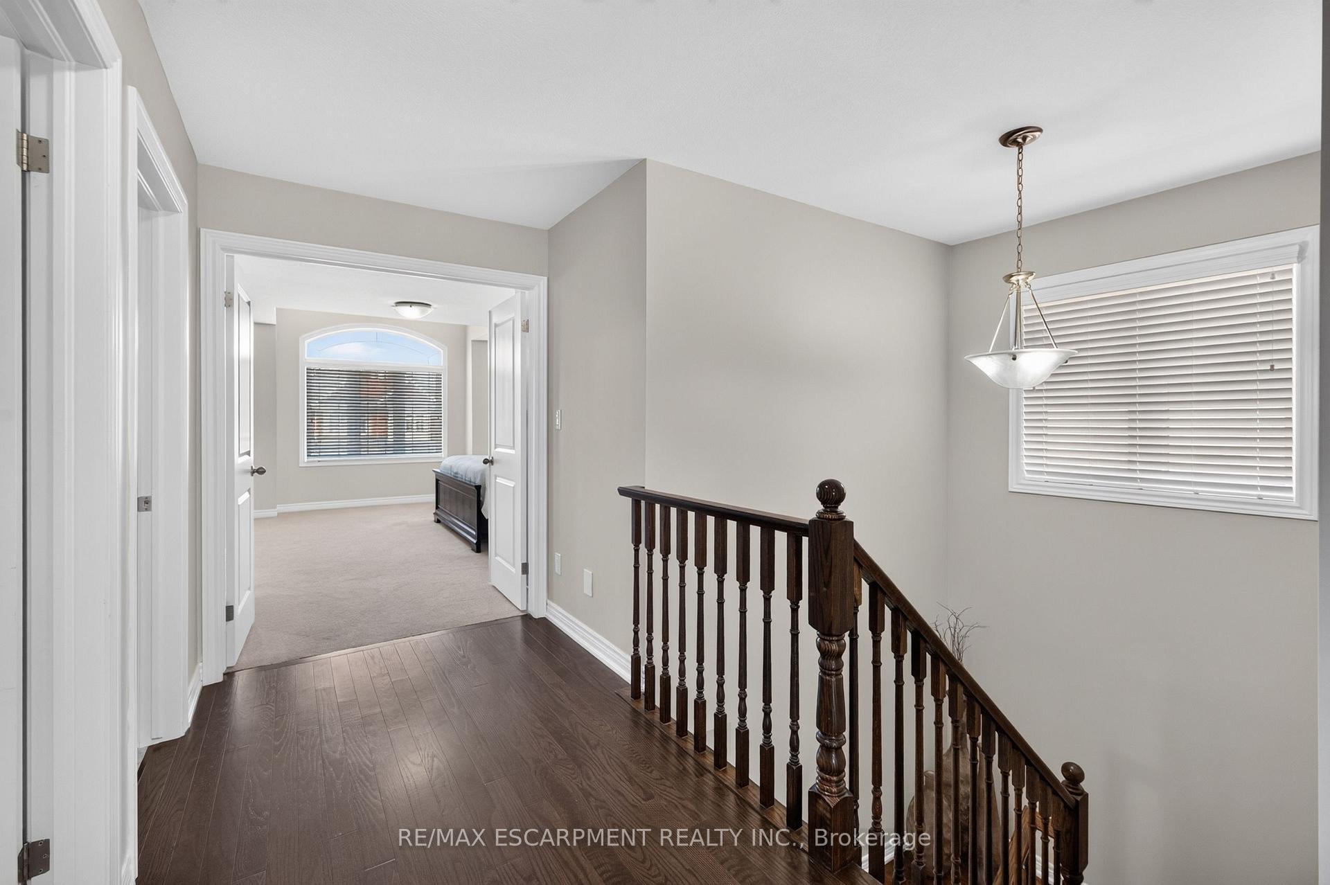 Photo 31 of 5 Narbonne Crescent, Hamilton, Stoney Creek Mountain — HOMEH