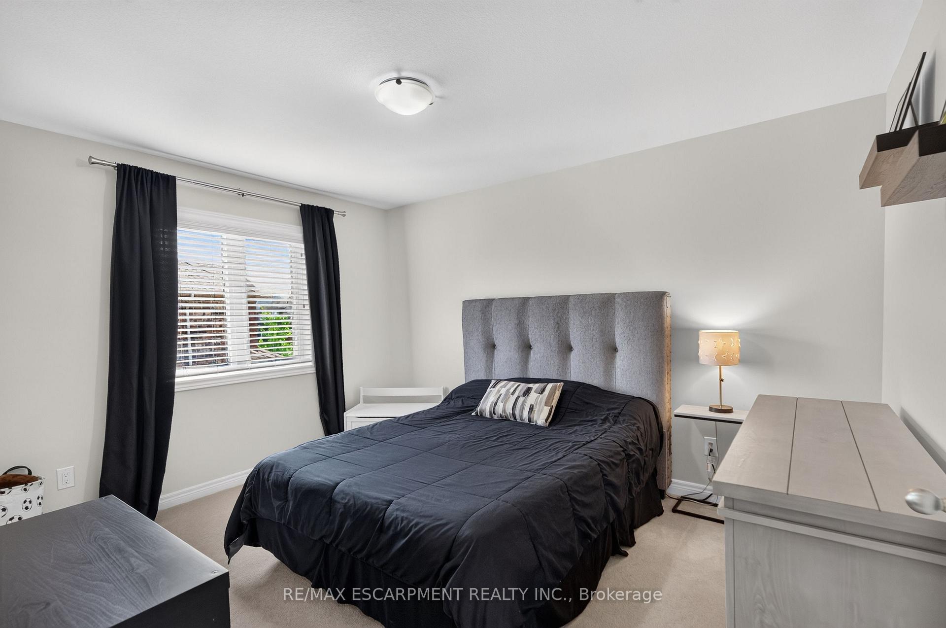 Photo 39 of 5 Narbonne Crescent, Hamilton, Stoney Creek Mountain — HOMEH