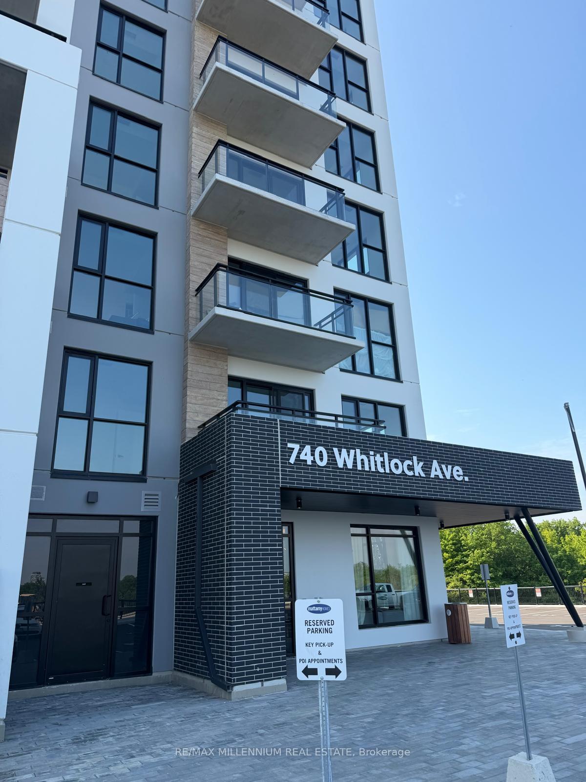 Photo 4 of Unit 809, 740 Whitlock Avenue, Milton, Cobban — HOMEH