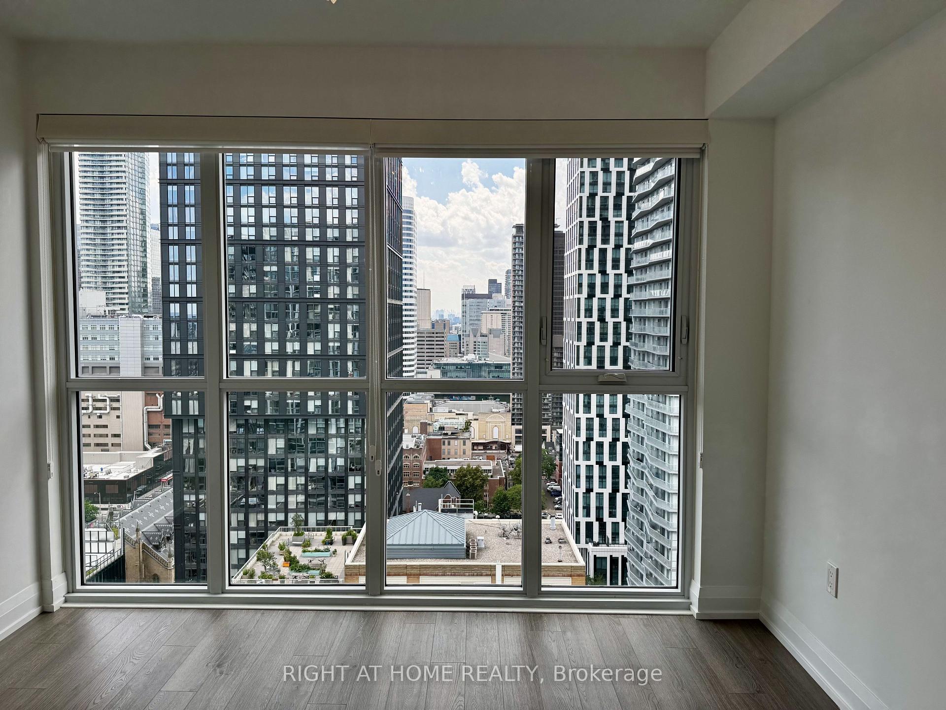 Photo 9 of Unit 2604, 77 Mutual Street, Toronto, Church-Yonge Corridor — HOMEH
